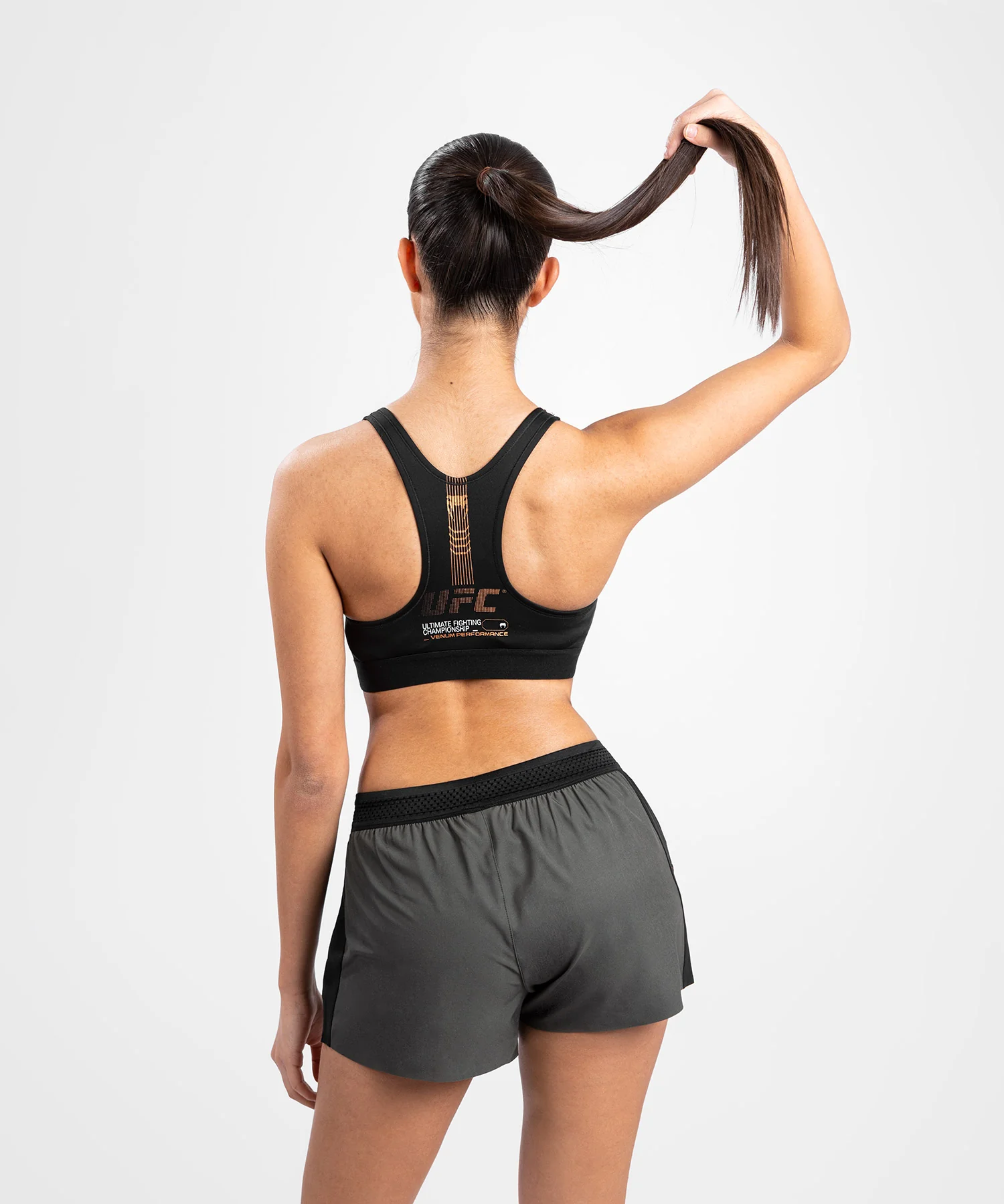 Brassière de sport pour Femmes UFC Adrenaline by Venum Fight Week - Khaki/Bronze - Image 6