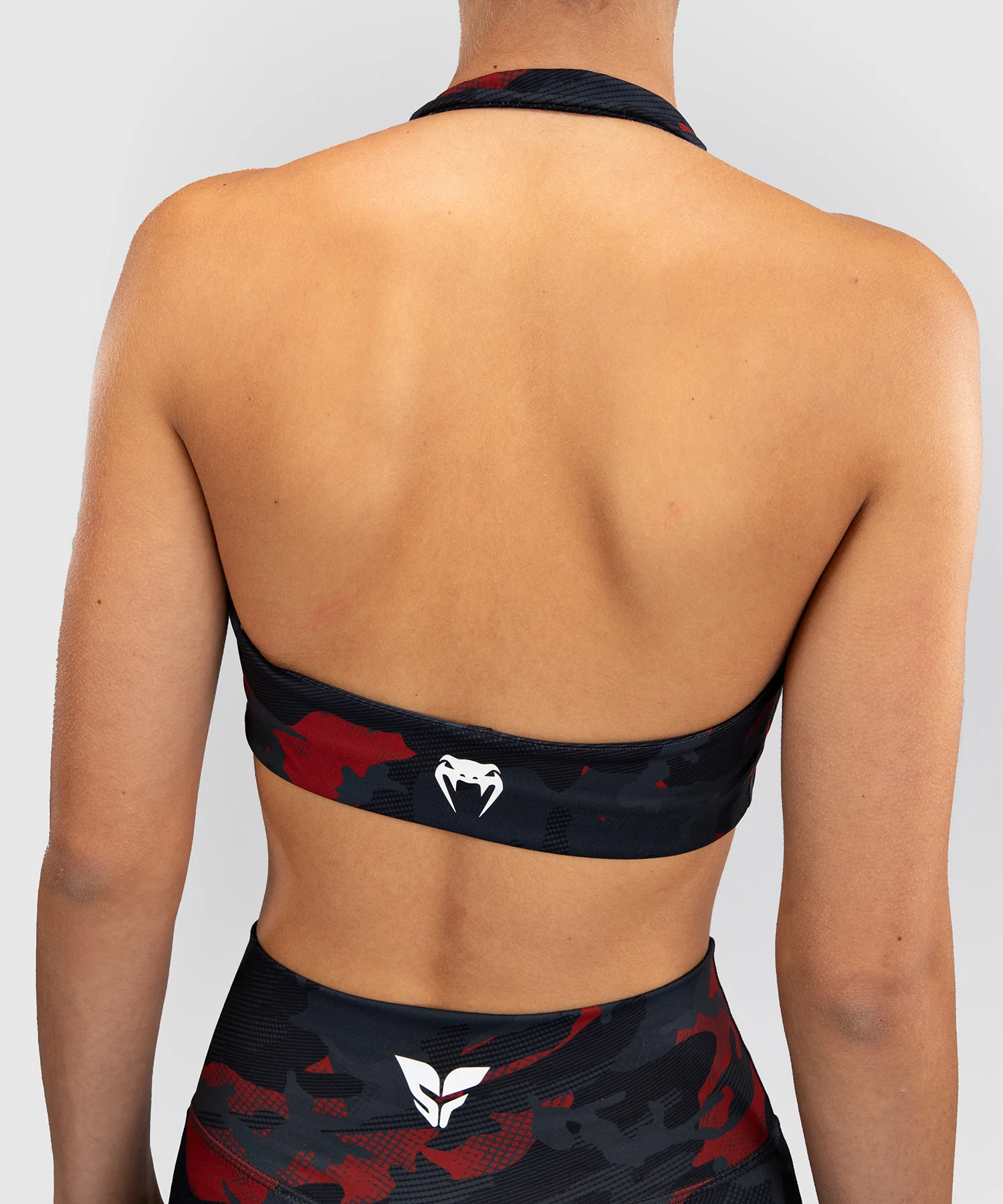 Brassière de sport pour Femmes Venum x Sophia Rose - Urban Red Camo - Image 4
