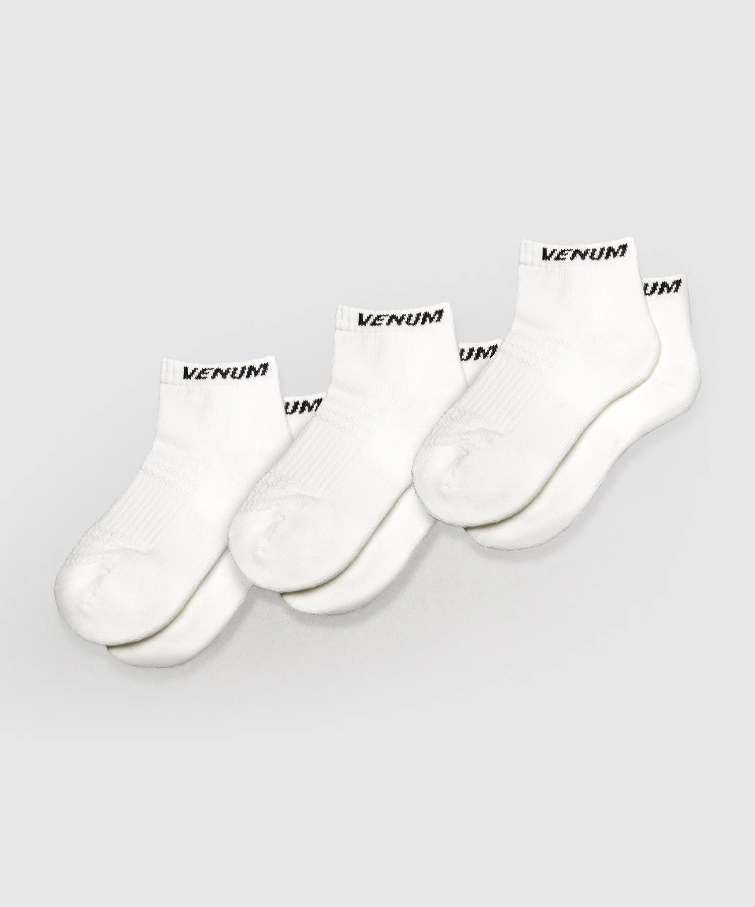 Chaussettes courtes Venum Essential (Lot de 3 paires) – Blanc/Noir - Image 2