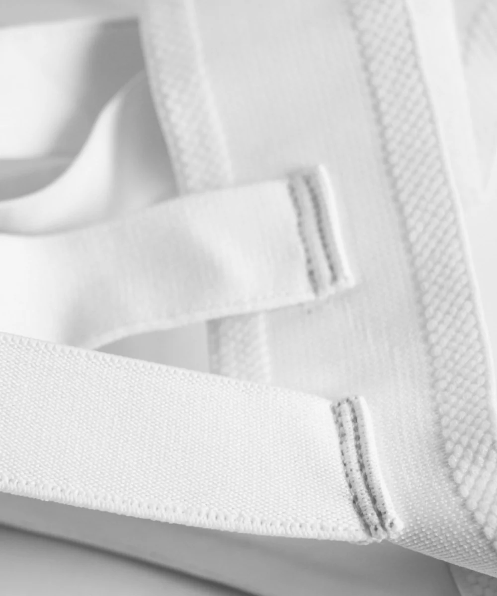 Coquille de Protection Femme Adidas - Approuvée WKF & WT - Blanc - Image 2