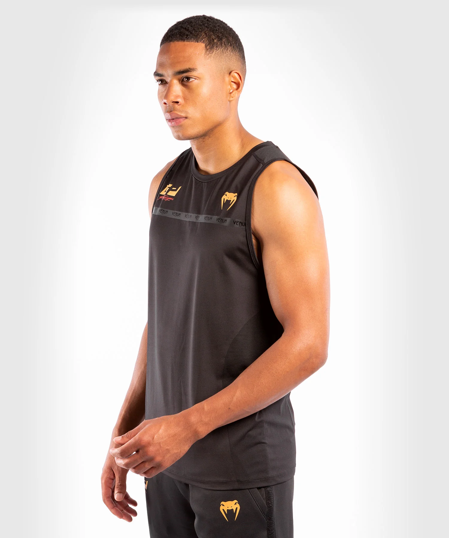 Débardeur Venum Petrosyan 2.0 Dry-Tech – Noir/Or - Image 3
