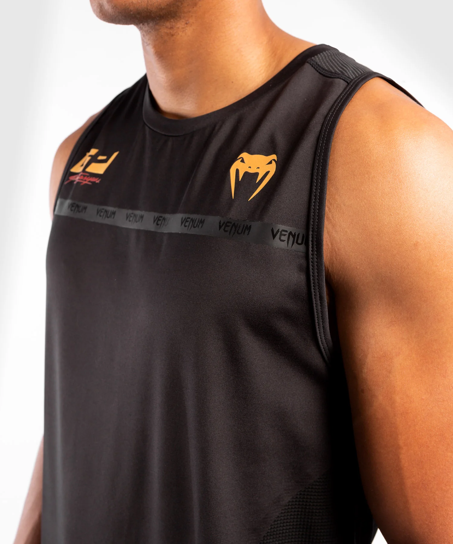 Débardeur Venum Petrosyan 2.0 Dry-Tech – Noir/Or - Image 5