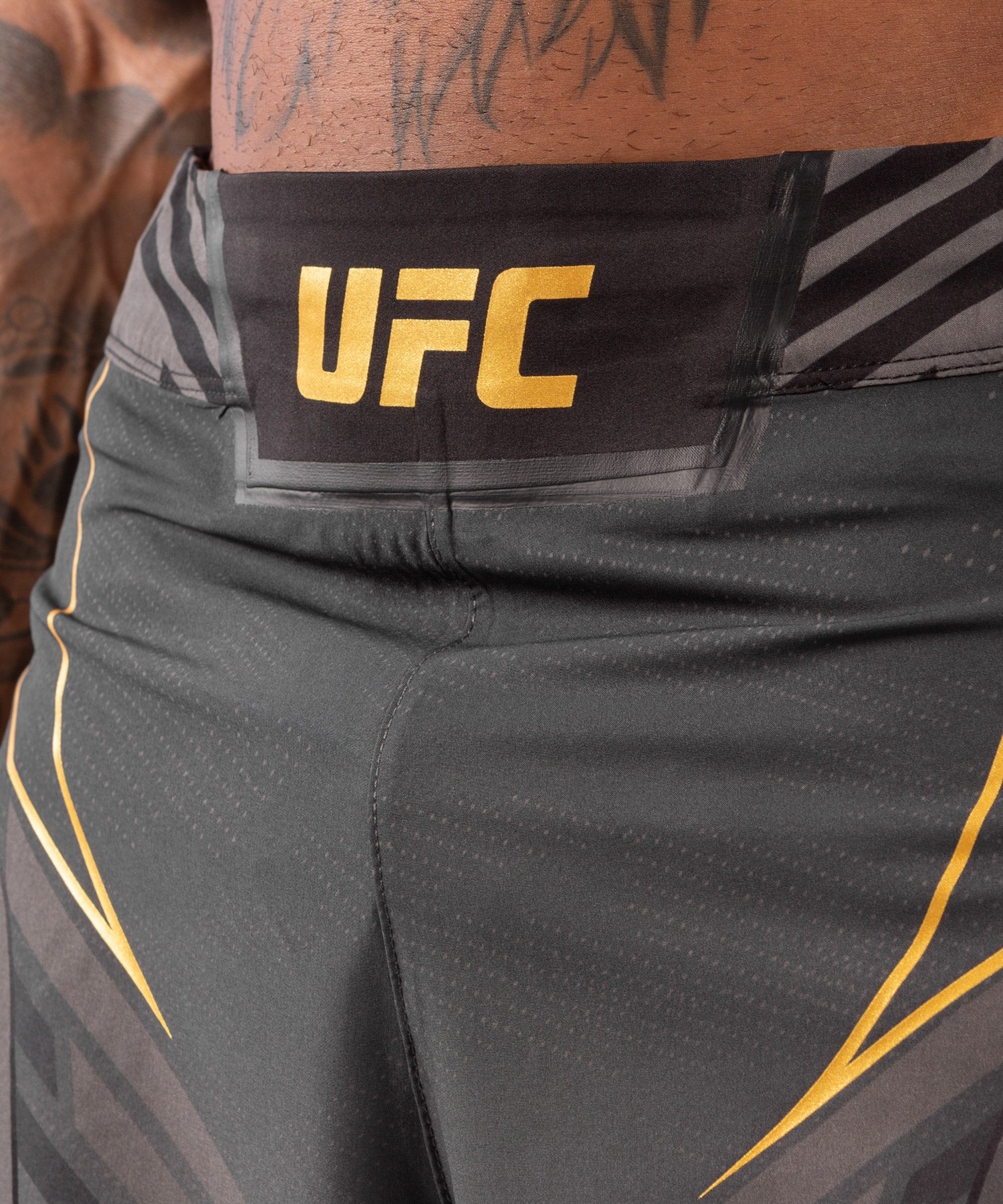 Fightshort Homme UFC Venum Authentic Fight Night Gladiator - Champion - Image 5