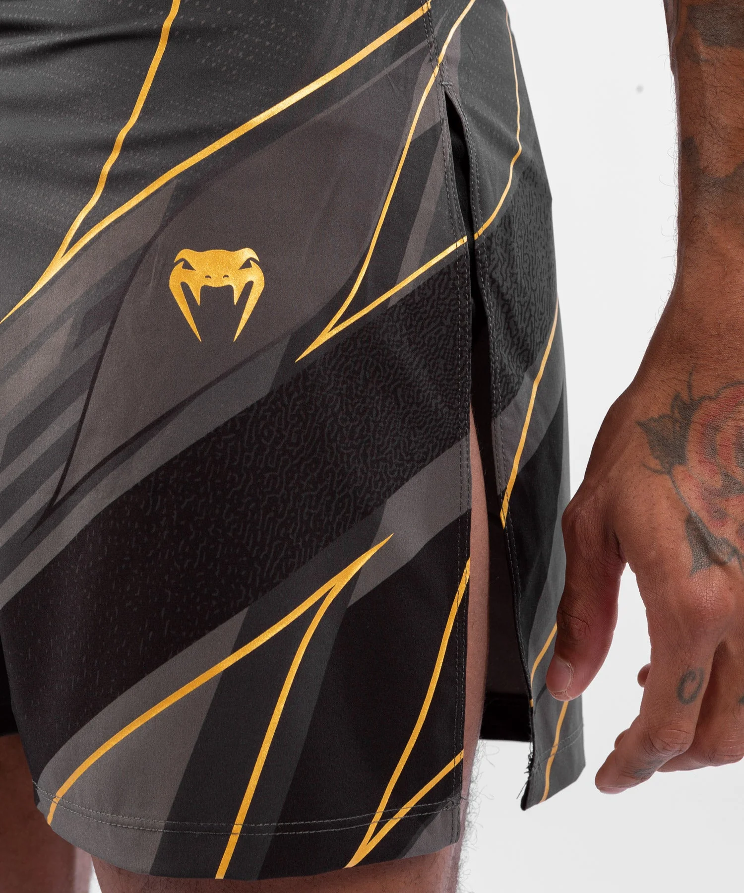 Fightshort Homme UFC Venum Authentic Fight Night Gladiator - Champion - Image 6