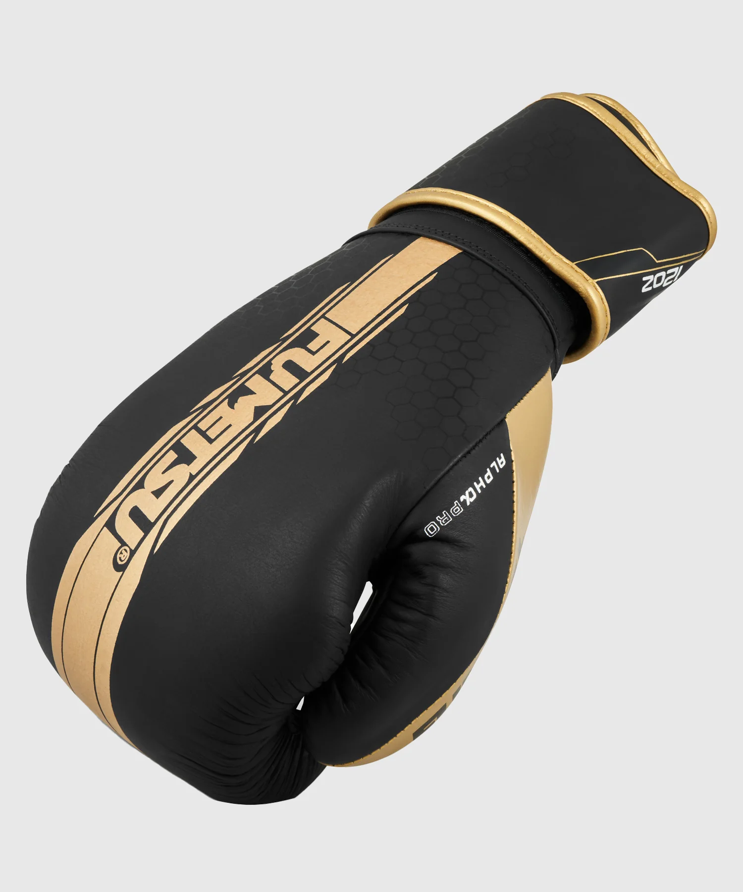 Gants de Boxe Alpha Pro Fumetsu - Noir/Or - Image 3