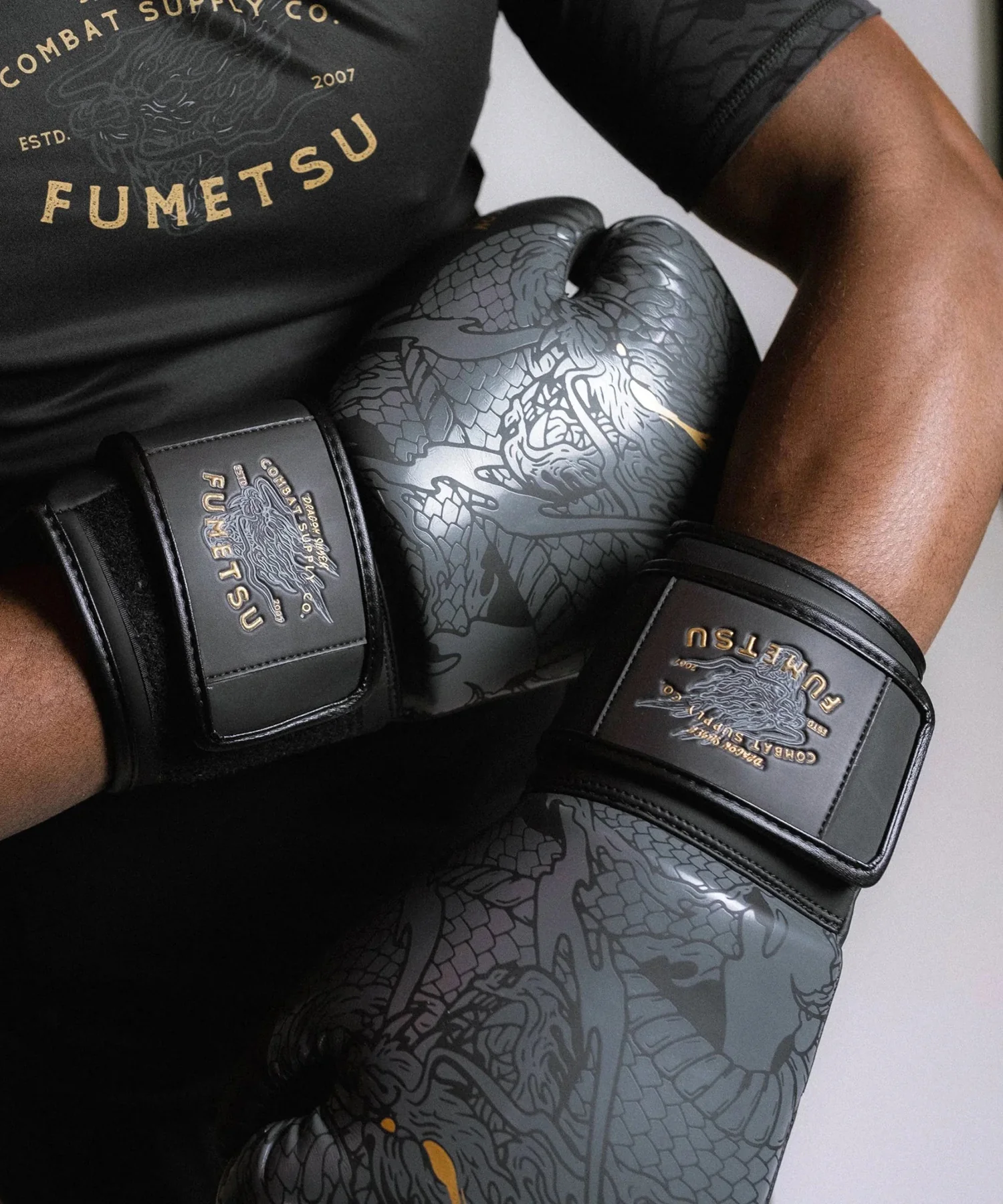 Gants de Boxe Fumetsu Dragon Slayer - Noir/Or - Image 3