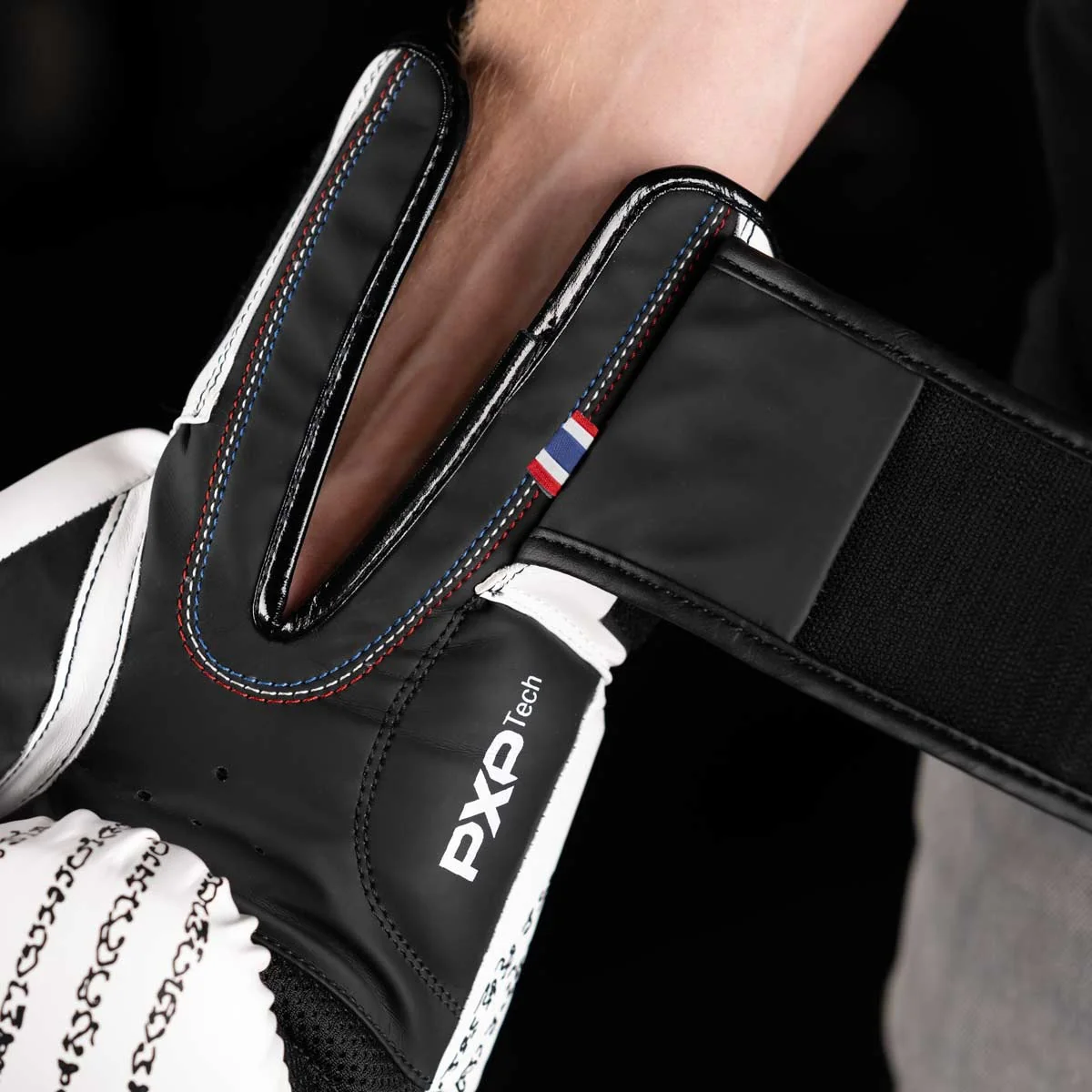 Gants de Boxe Short de Muay Thai Phantom Athletics - Blanc - Image 6