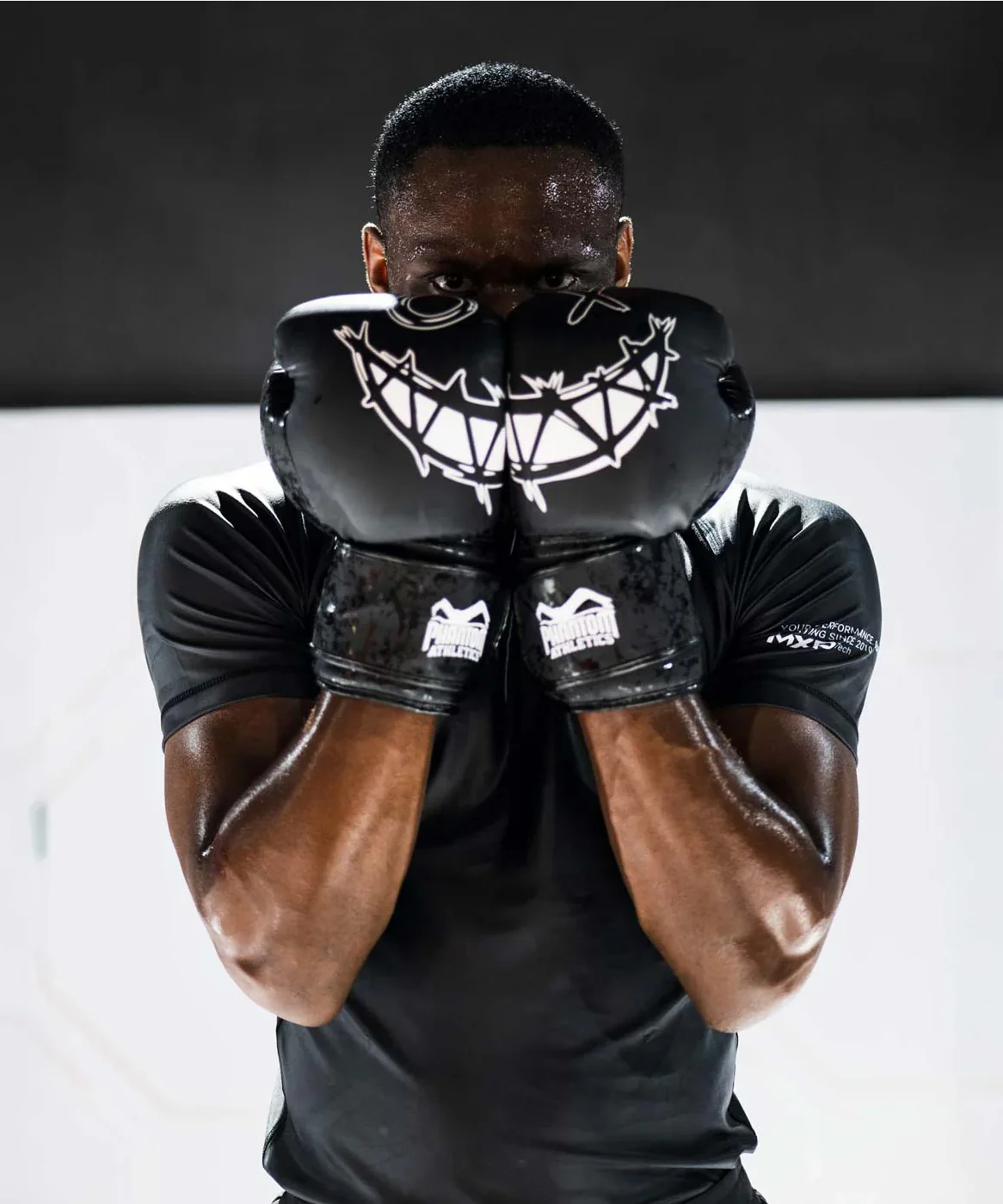 Gants de Boxe Phantom Athletics Serious - Noir - Image 3