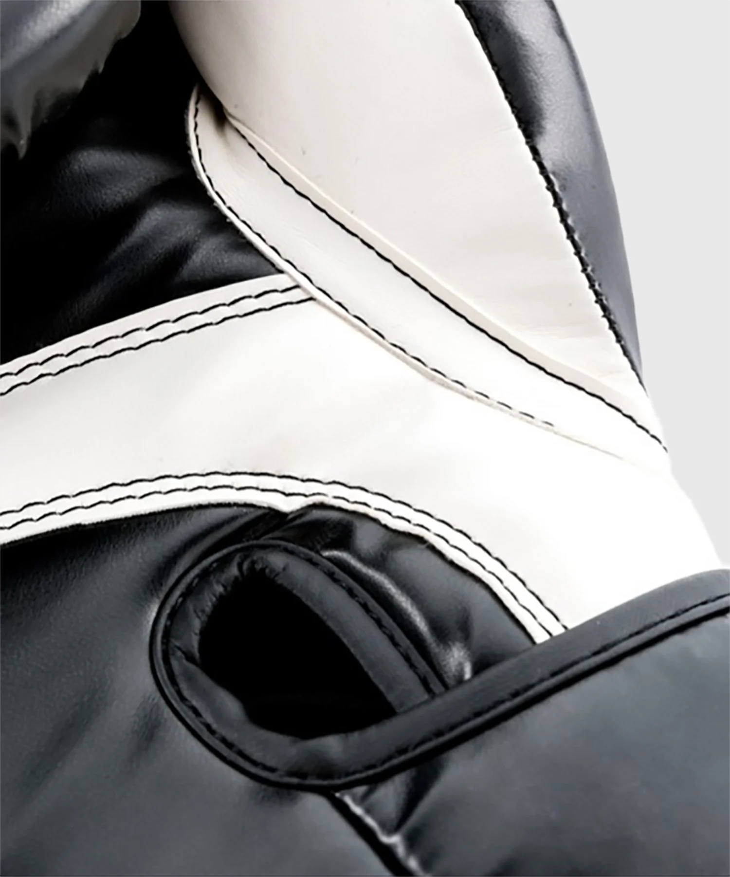 Gants de Boxe Pro Fitness UFC - Noir - Image 3
