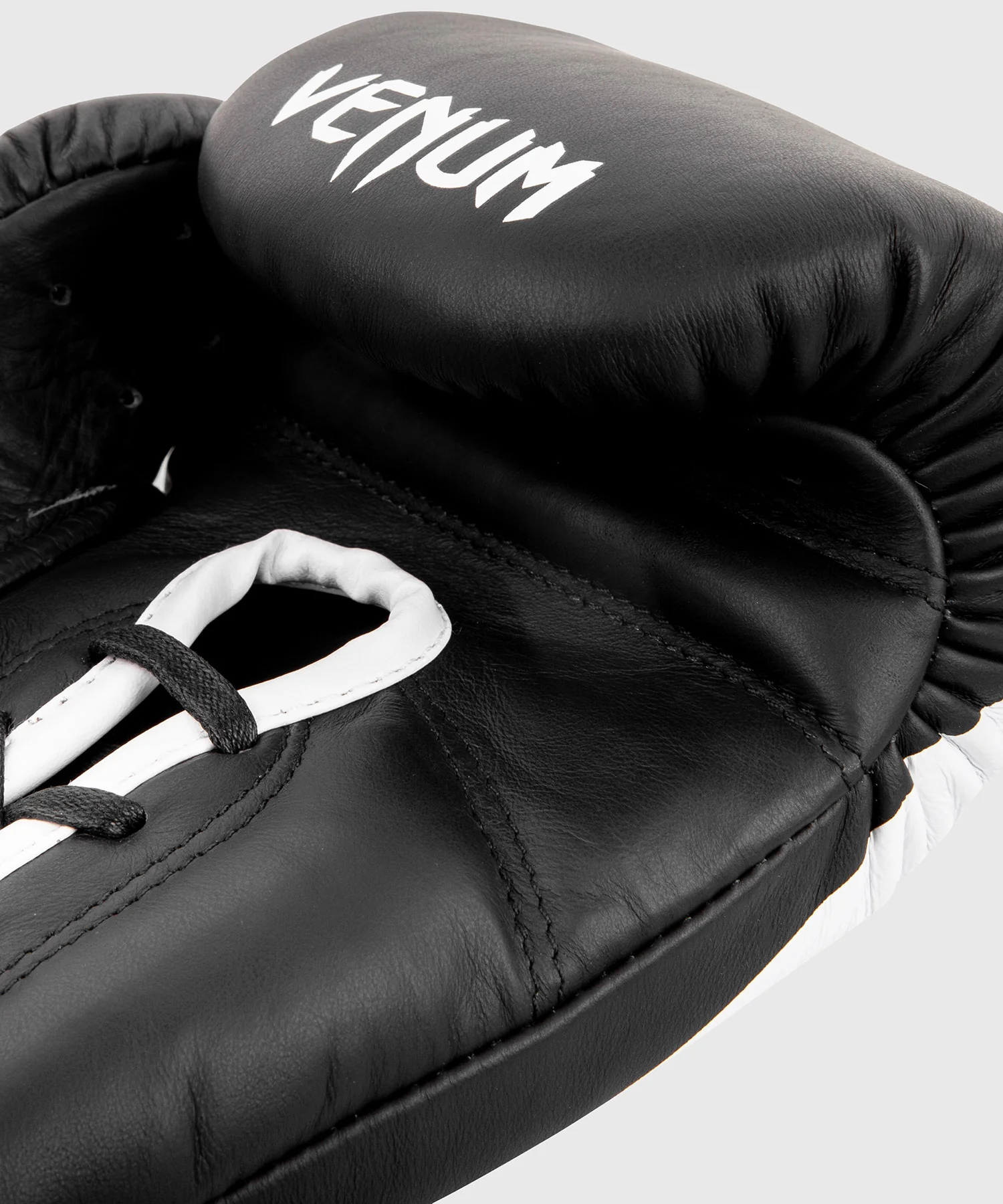 Gants de Boxe Pro Venum Giant 2.0 - Avec Lacets - Image 7
