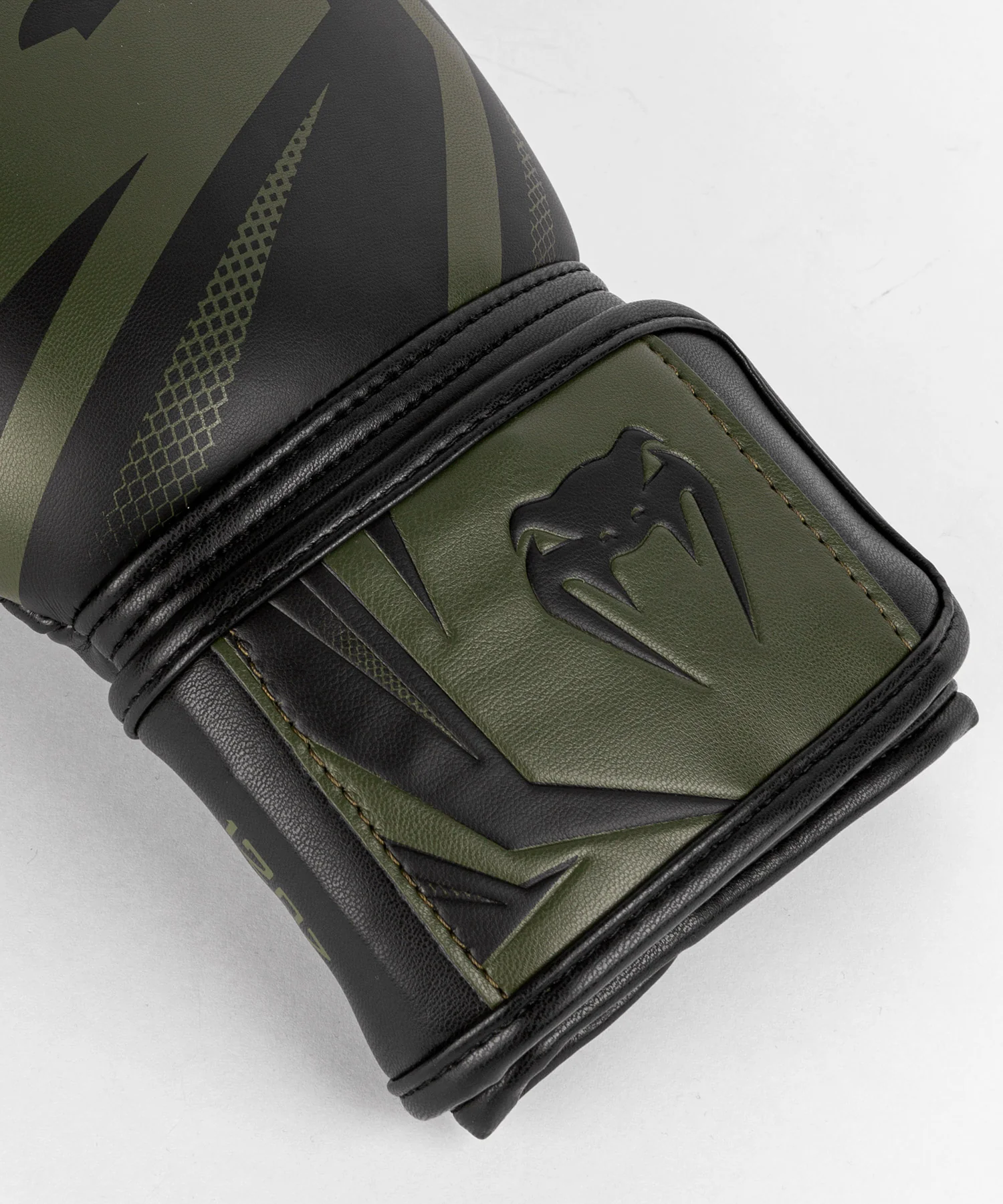 Gants de boxe Venum Challenger 3.0 – Kaki/Noir - Image 3