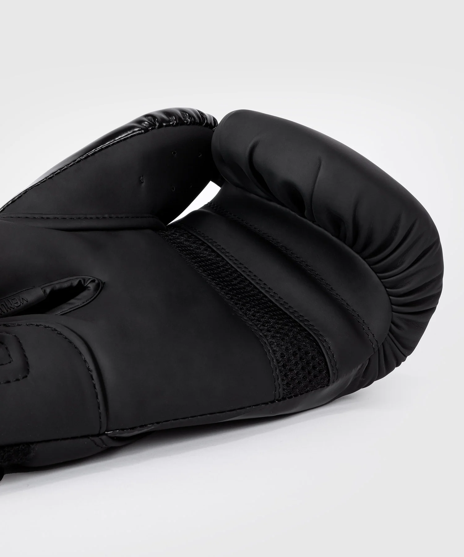 Gants de boxe Venum Challenger 4.0 - Noir/Noir - Image 6