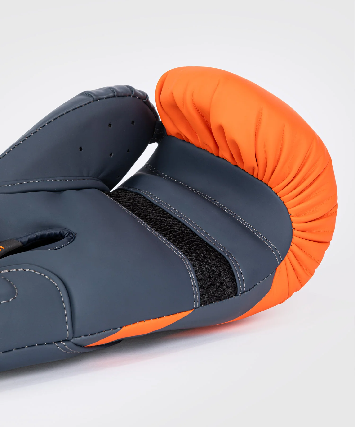 Gants de boxe Venum Challenger 4.0 - Orange/Bleu marine - Image 4