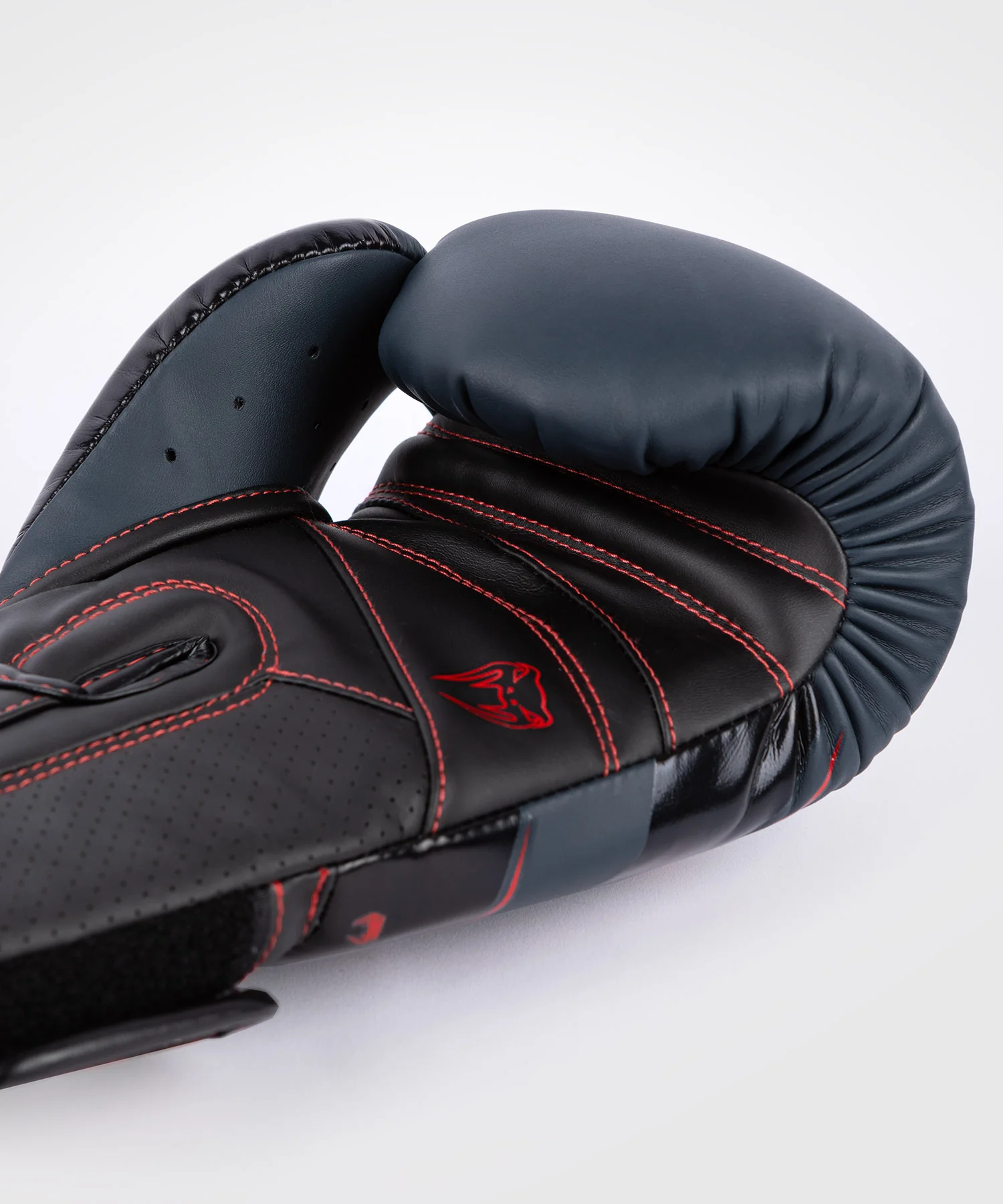 Gants de Boxe Venum Elite Evo - Bleu Marine/Noir/Rouge - Image 6