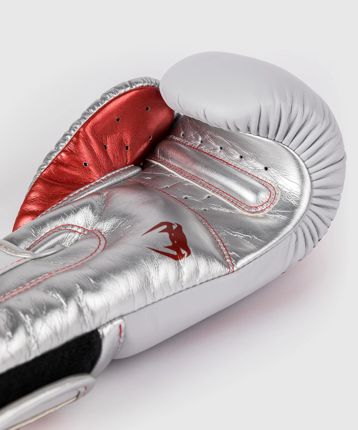 Gants de boxe Venum Giant 3.0 - Edition Spéciale - Rouge/Argent - Image 4