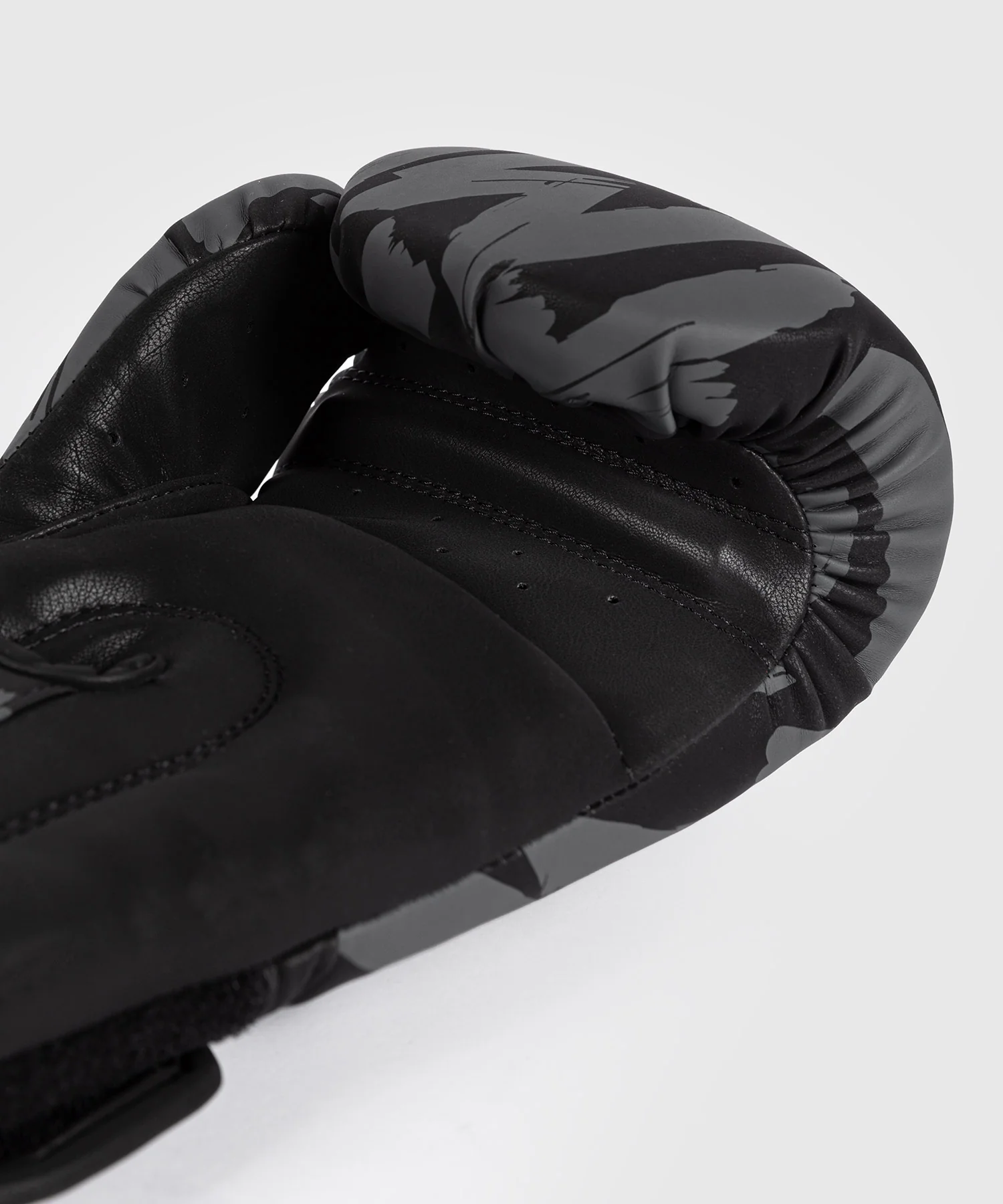 Gants de Boxe Venum Graffiti - Urban Charcoal - Image 6
