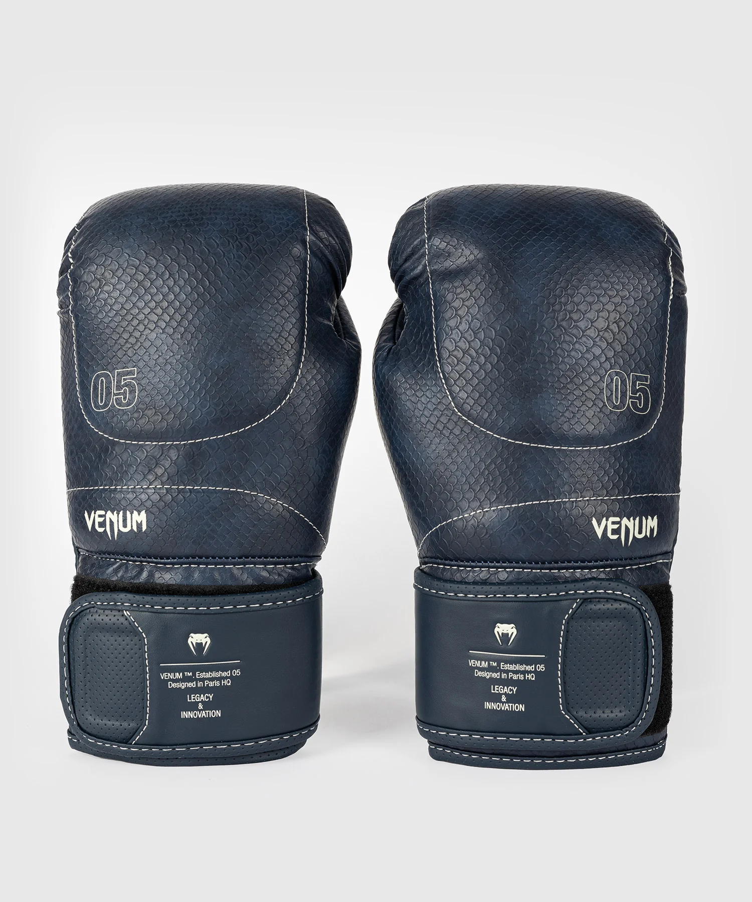 Gants de Boxe Venum Impact Evo Scales – Bleu Minuit - Image 3