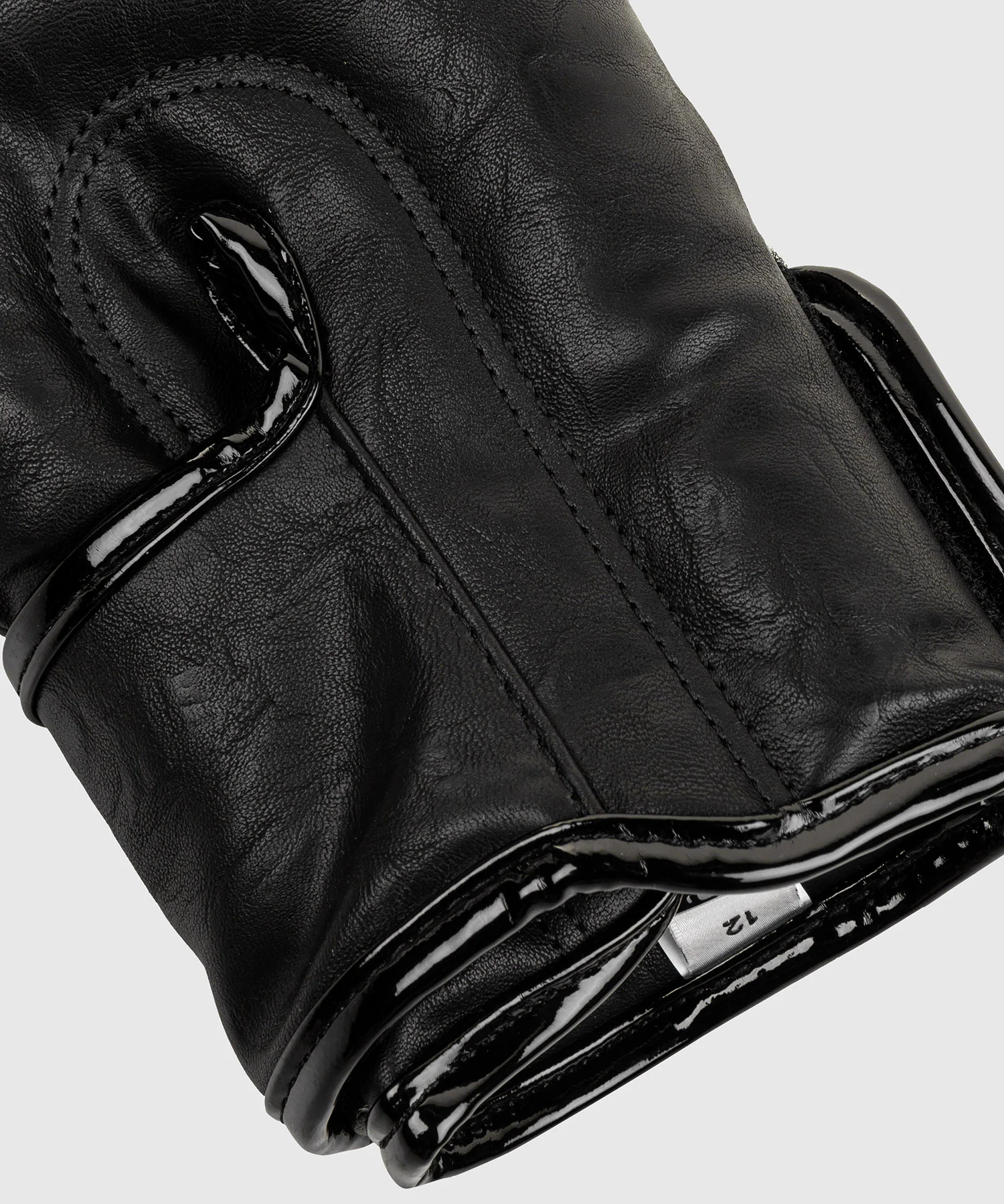 Gants de boxe Venum Impact – Noir/Or - Image 5