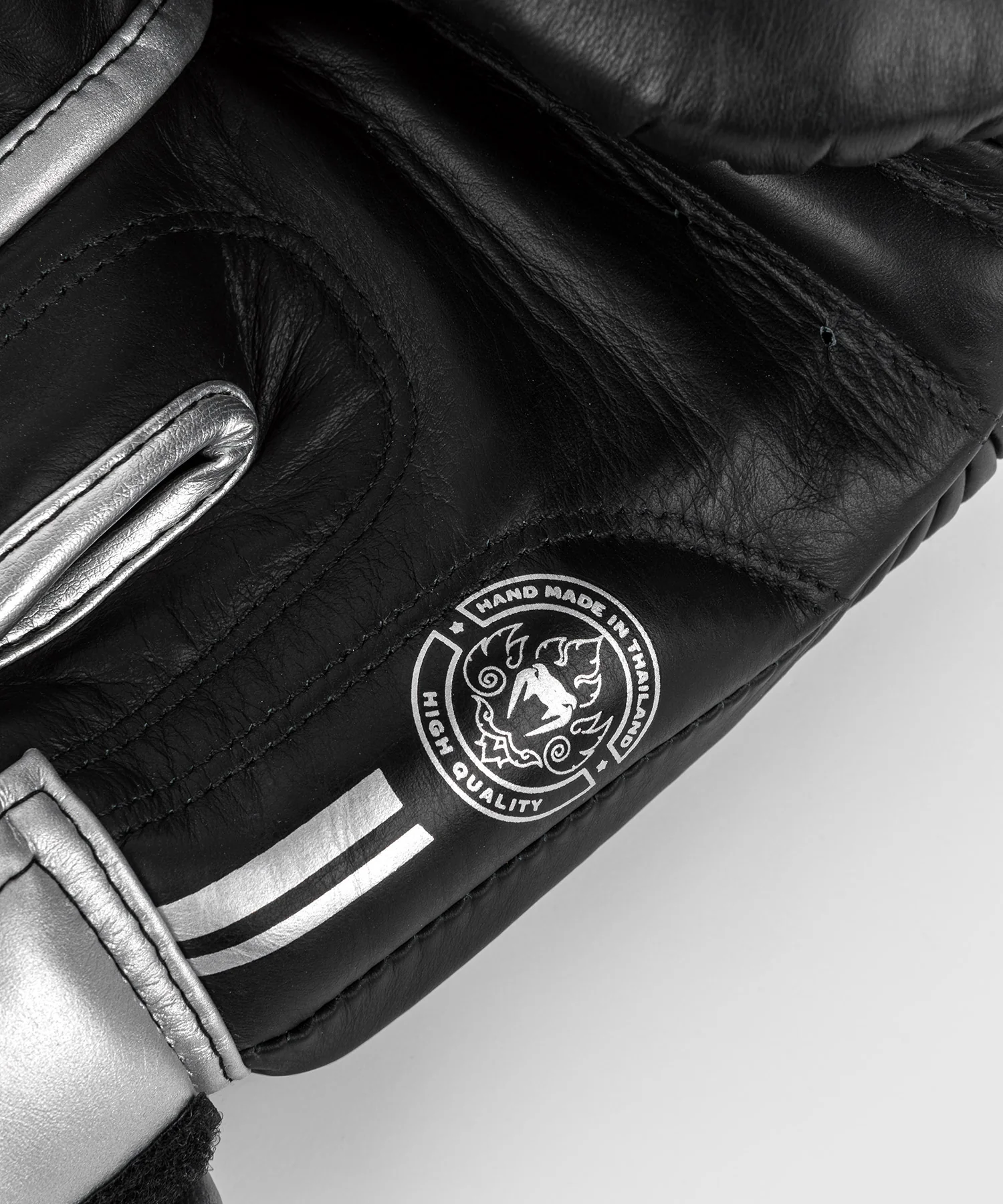 Gants de boxe Venum Power 2.0 - Noir/Argent - Image 7