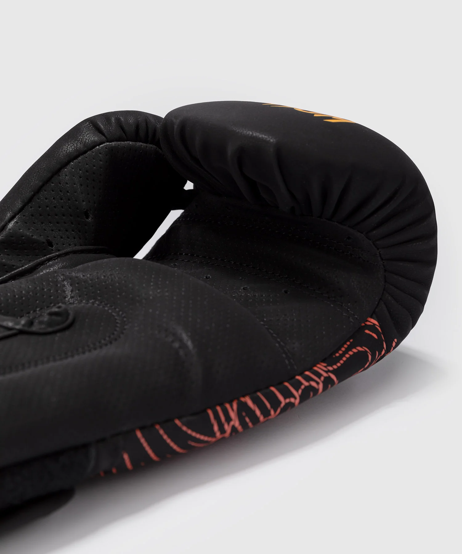 Gants de Boxe Venum Quetzal Fury - Noir/Rouge Fury/Mandarine - Image 5