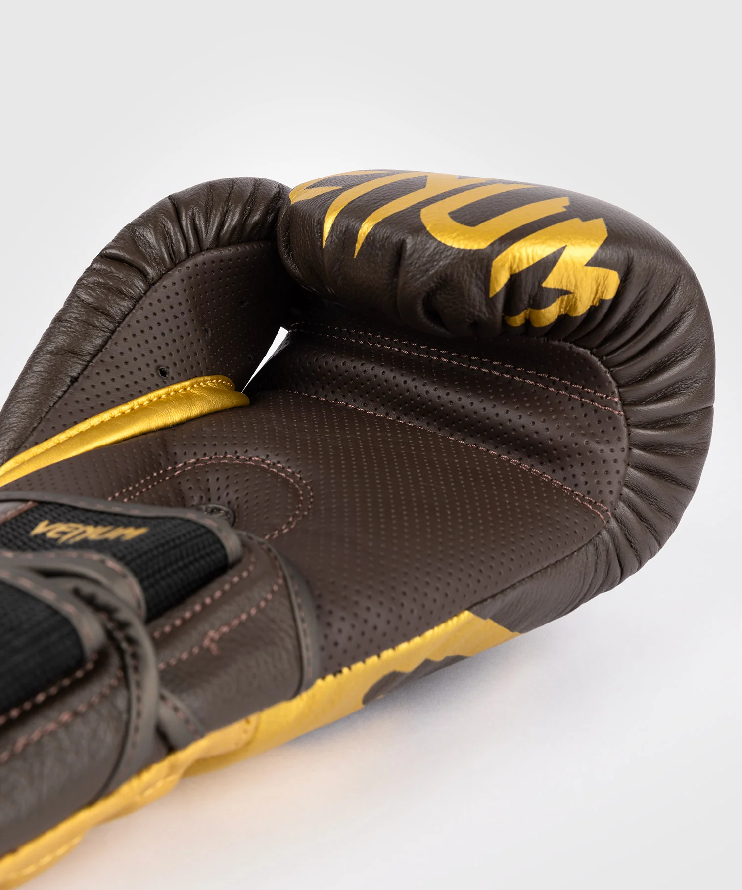Gants de Boxe Venum Reverso - Chocolat/Or - Image 7