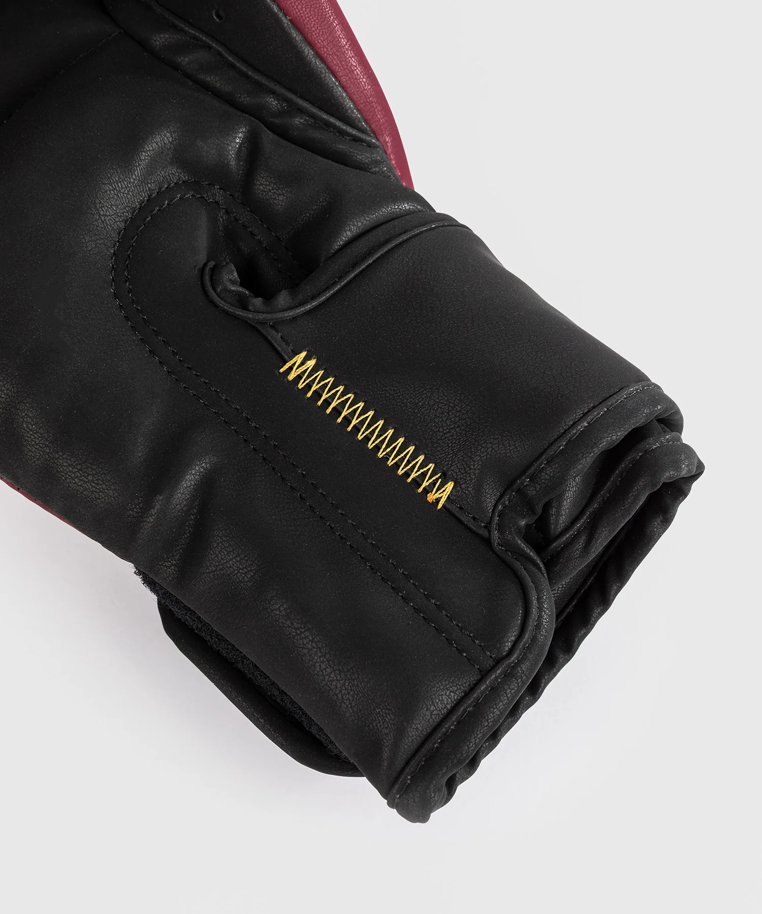 Gants de Boxe Venum Tactical XT- Noir/Bordeaux/Or - Image 4