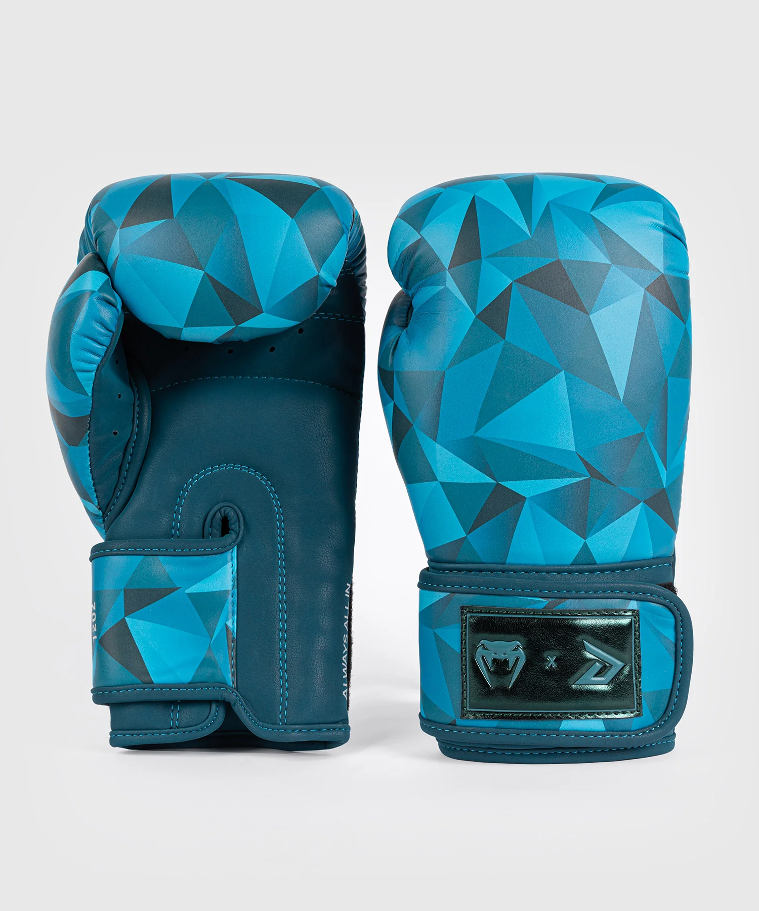 Gants de boxe Venum x Demi - Bleu azur - Image 2