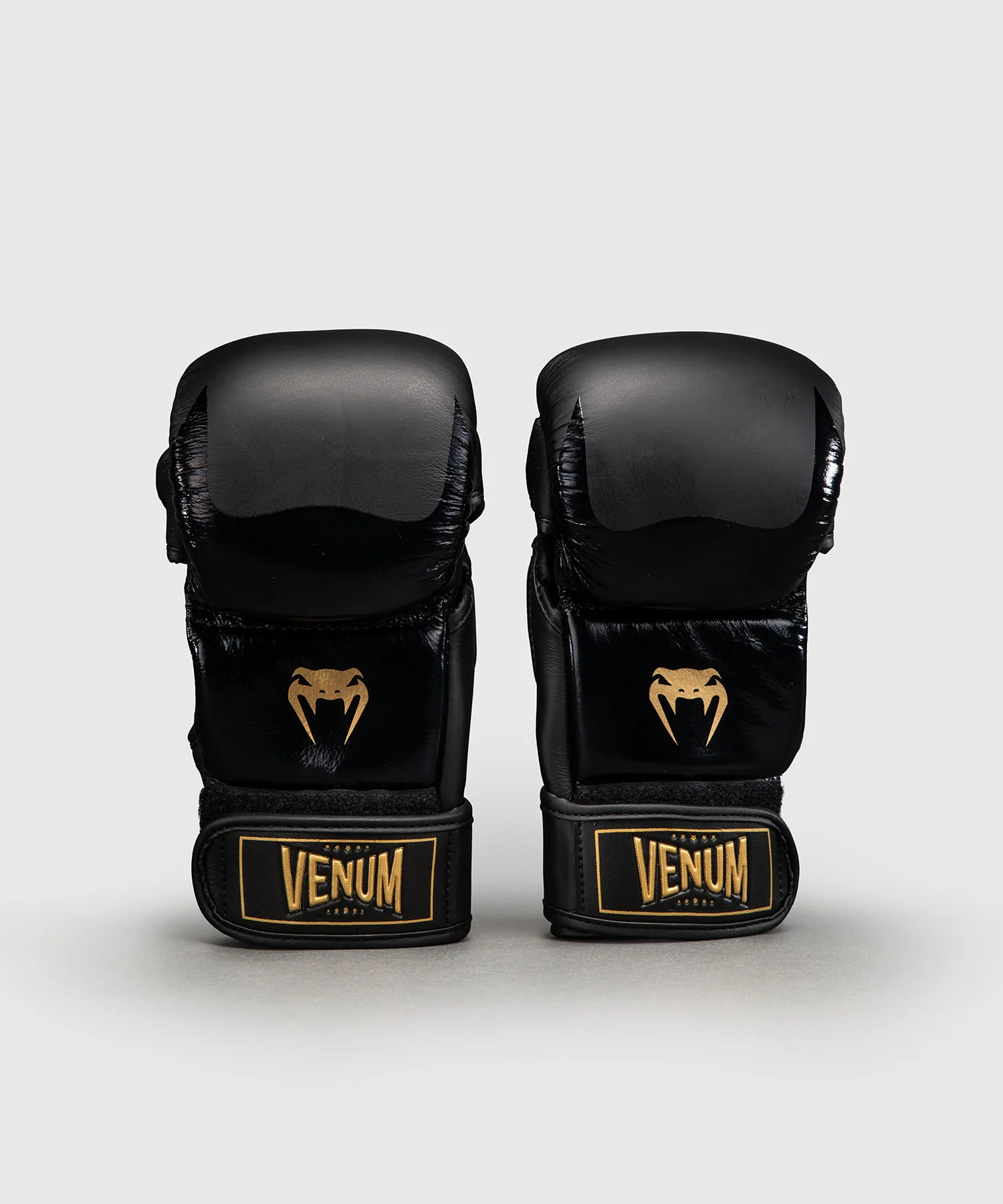 Gants de Sparring en Cuir Venum Attack 2.0 – Noir/Or - Image 2