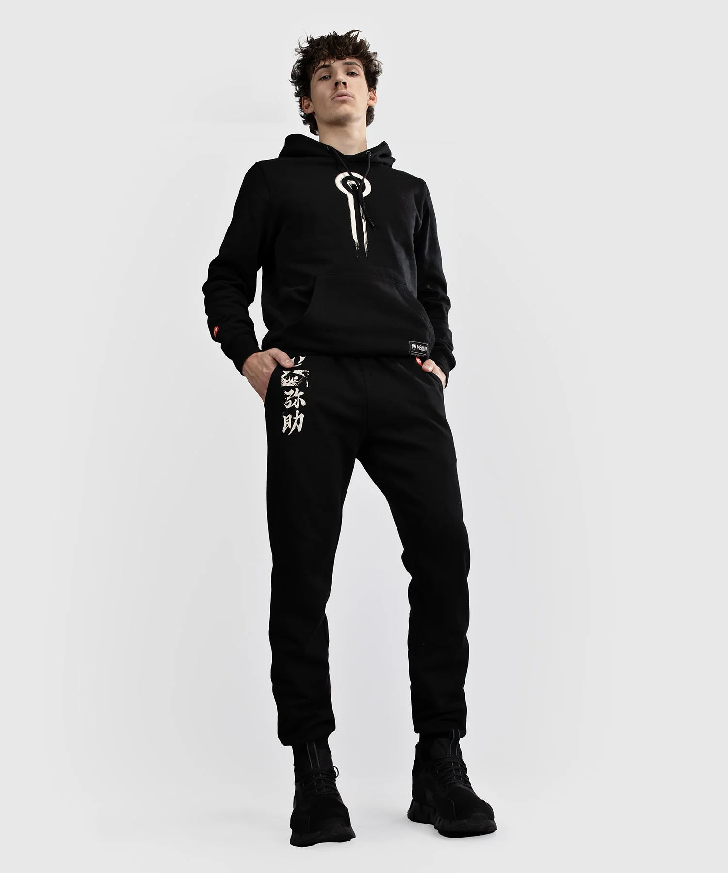 Jogging Venum x Assassin's Creed Shadows - Noir - Image 4