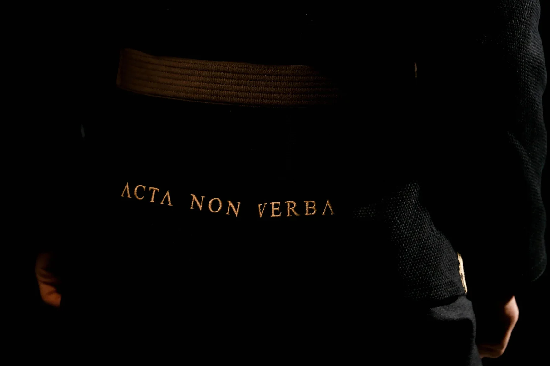 Kimono de JJB Ground Force Acta Non Verba - Noir - Image 10