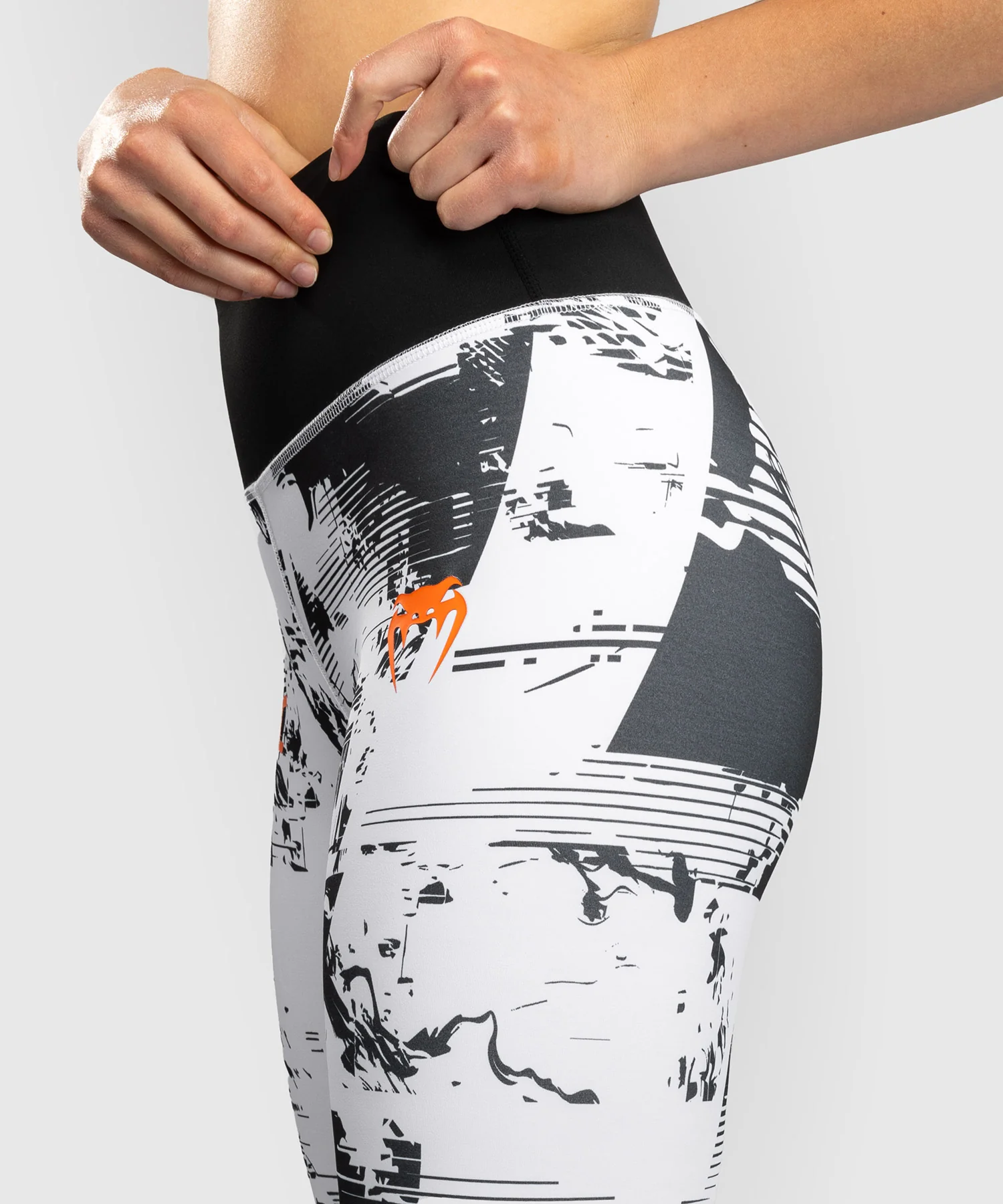 Legging Femme UFC Zenith by Venum Authentic Fight Week - Bleu marine/Bordeaux/Argent - Image 4