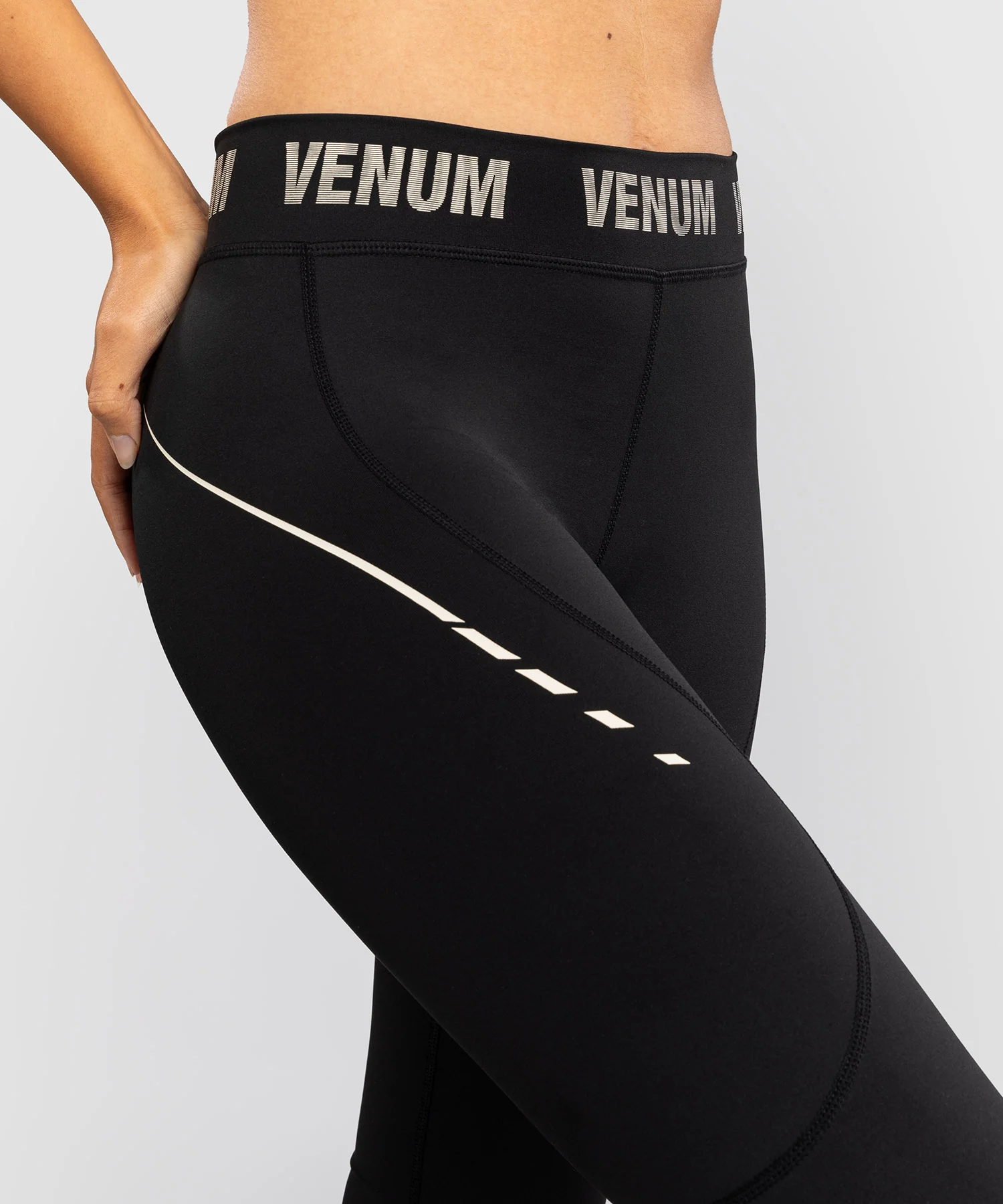Legging Femme Venum Adrenaline – Noir/Ivoire - Image 5