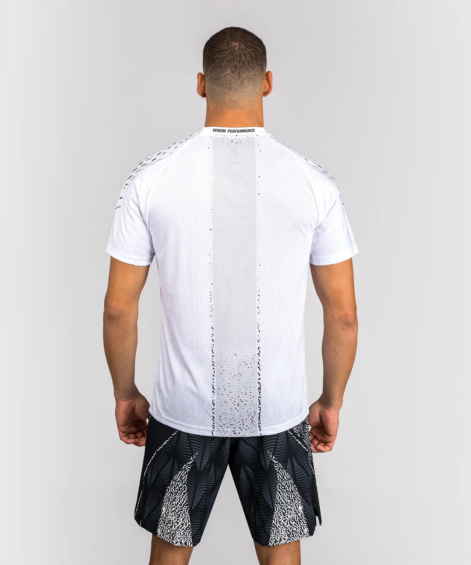 Maillot Officiel Walkout Homme UFC Zenith by Venum Authentic Fight Night - Blanc - Image 3