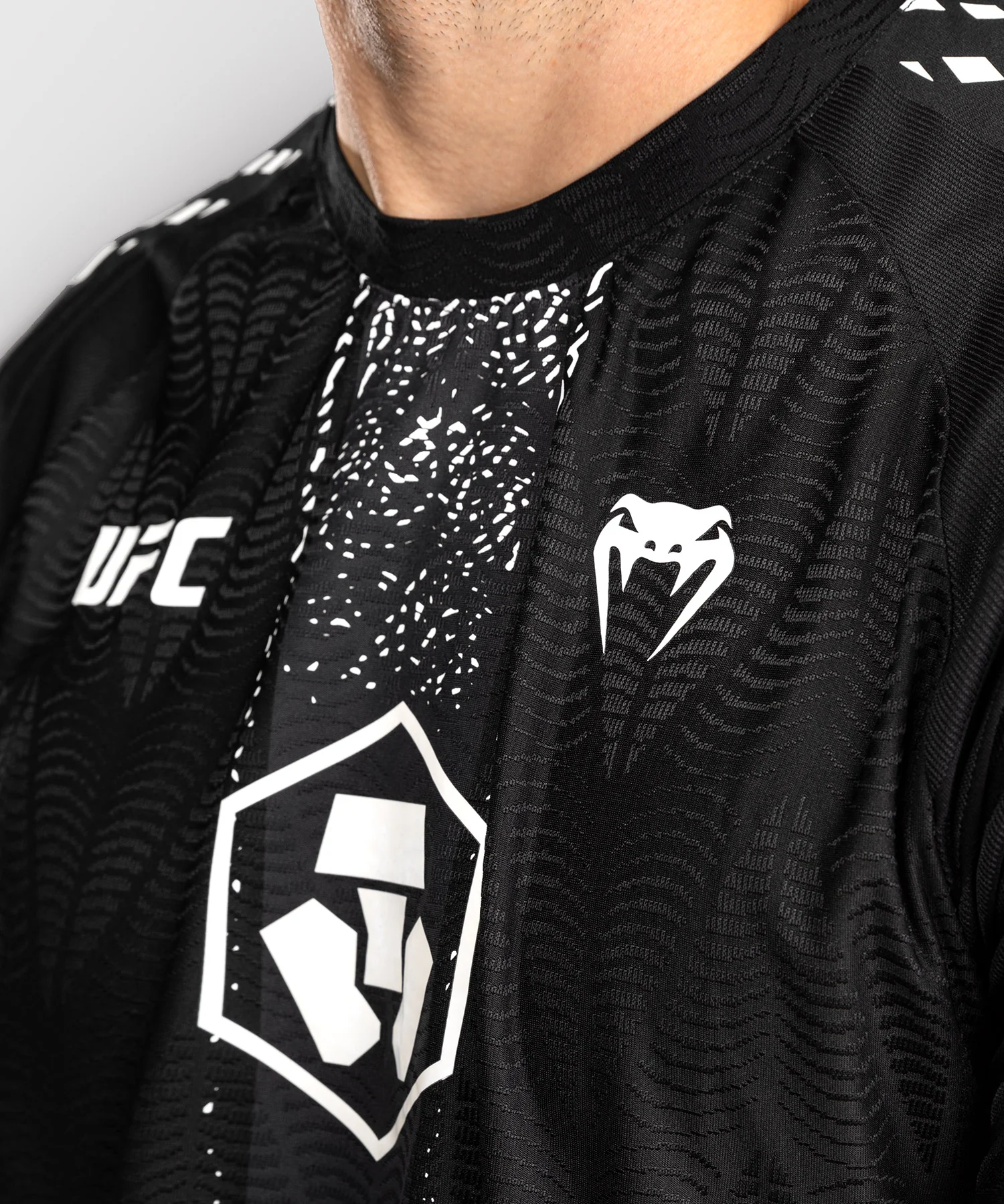Maillot Officiel Walkout Homme UFC Zenith by Venum Authentic Fight Night - Noir - Image 5