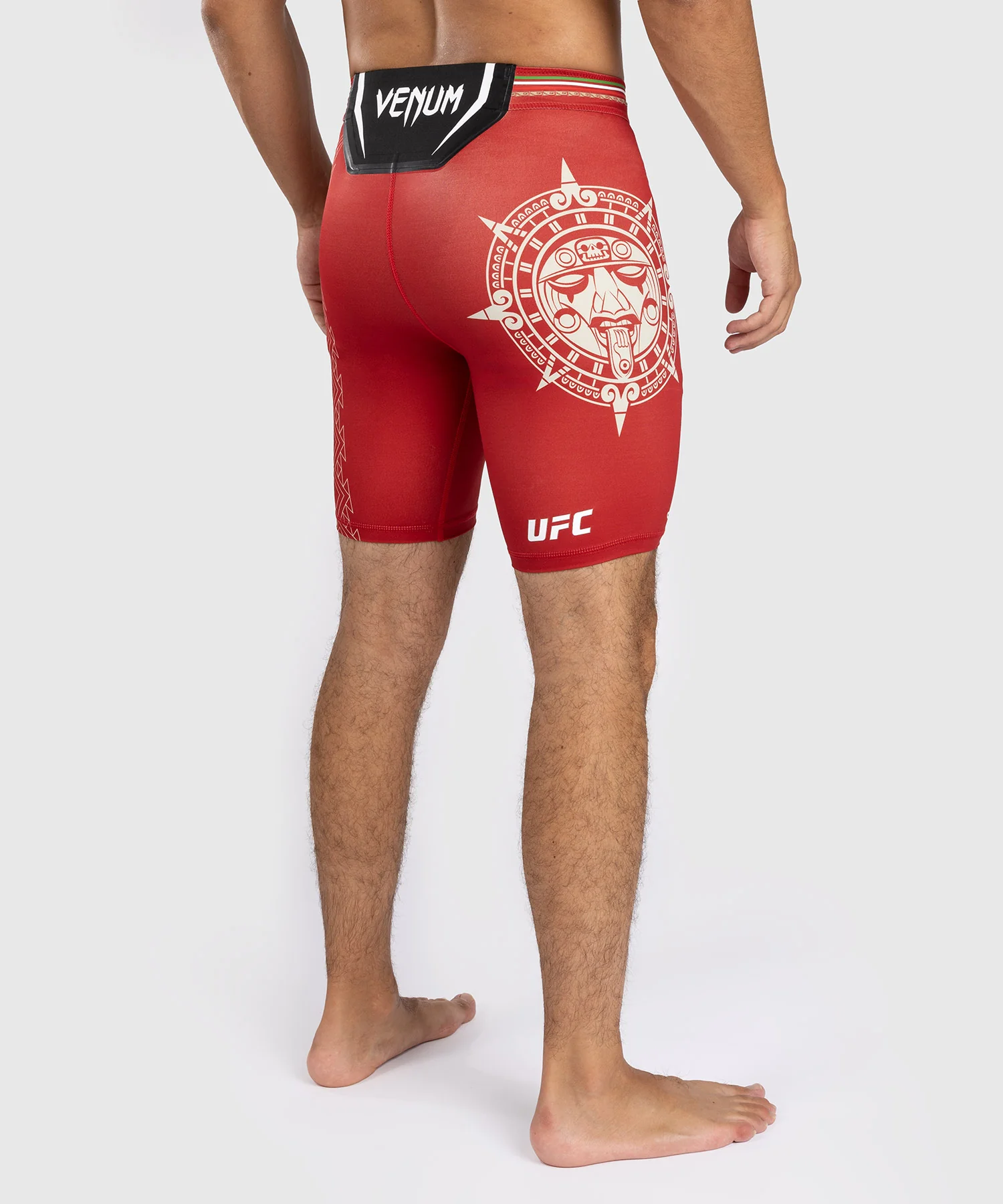 Noche UFC by Venum Authentic Fight Night Short de compression pour Hommes - Rouge - Image 5