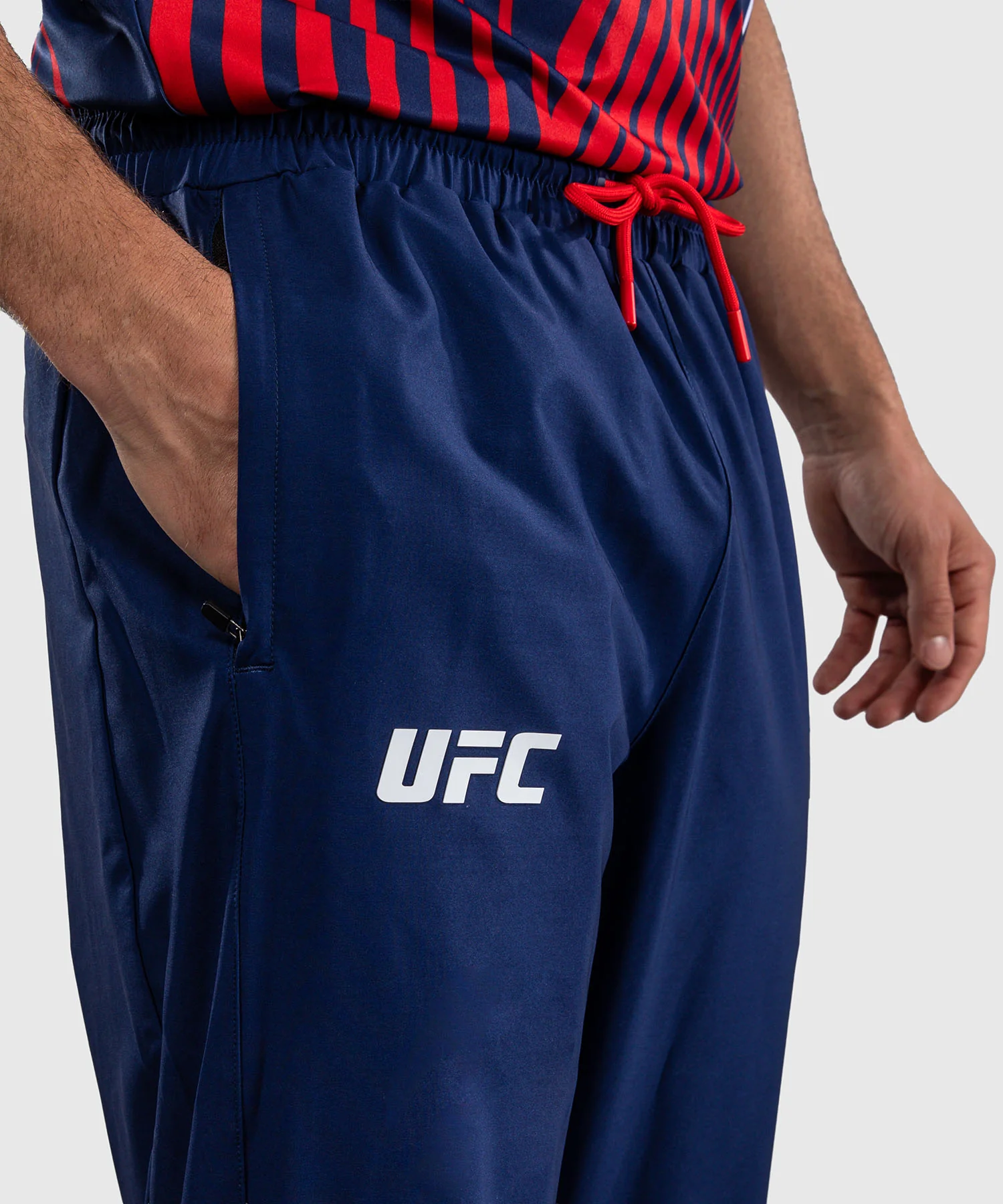 Official UFC Freedom 250 by Venum Authentic Fight Night Pantalon Walkout pour homme - Bleu - Image 6