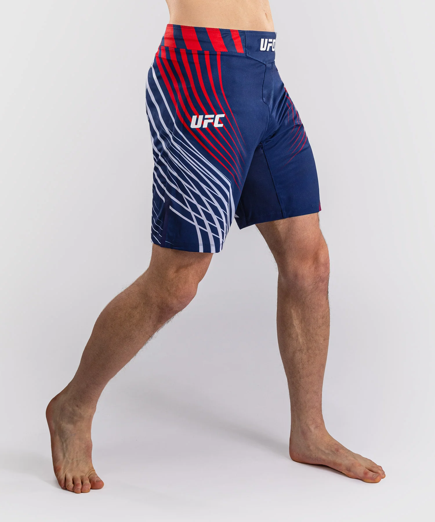 Official UFC Freedom 250 by Venum Authentic Fight Night Short de combat coupe longue pour homme - Bleu - Image 2