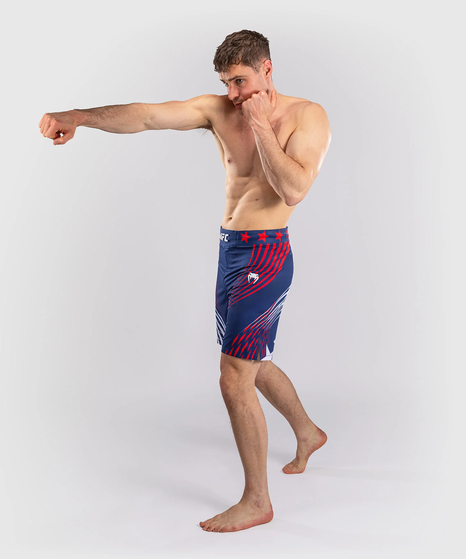 Official UFC Freedom 250 by Venum Authentic Fight Night Short de combat coupe longue pour homme - Bleu - Image 7