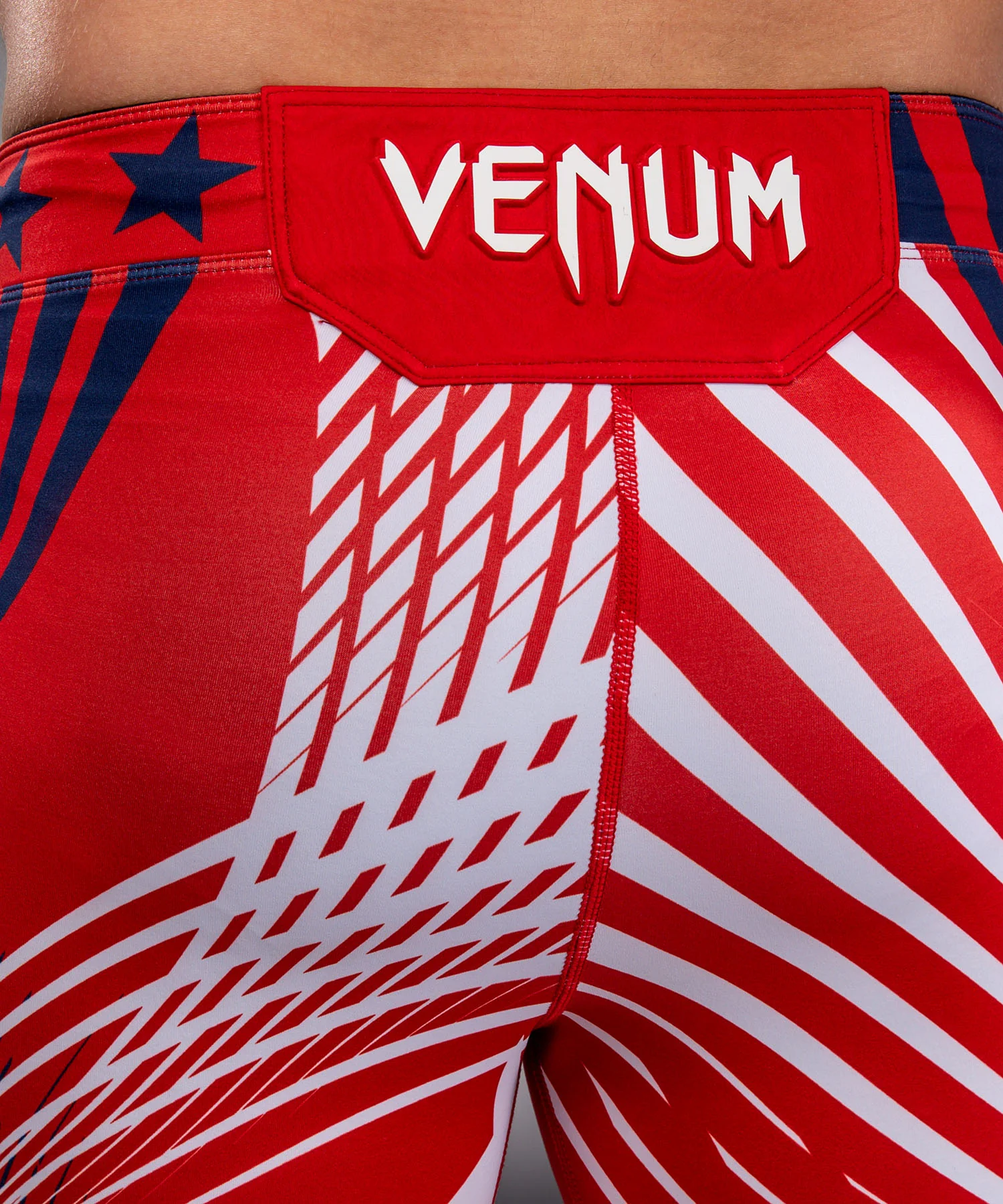 Official UFC Freedom 250 by Venum Authentic Fight Night Short Vale Tudo pour homme - Rouge - Image 7