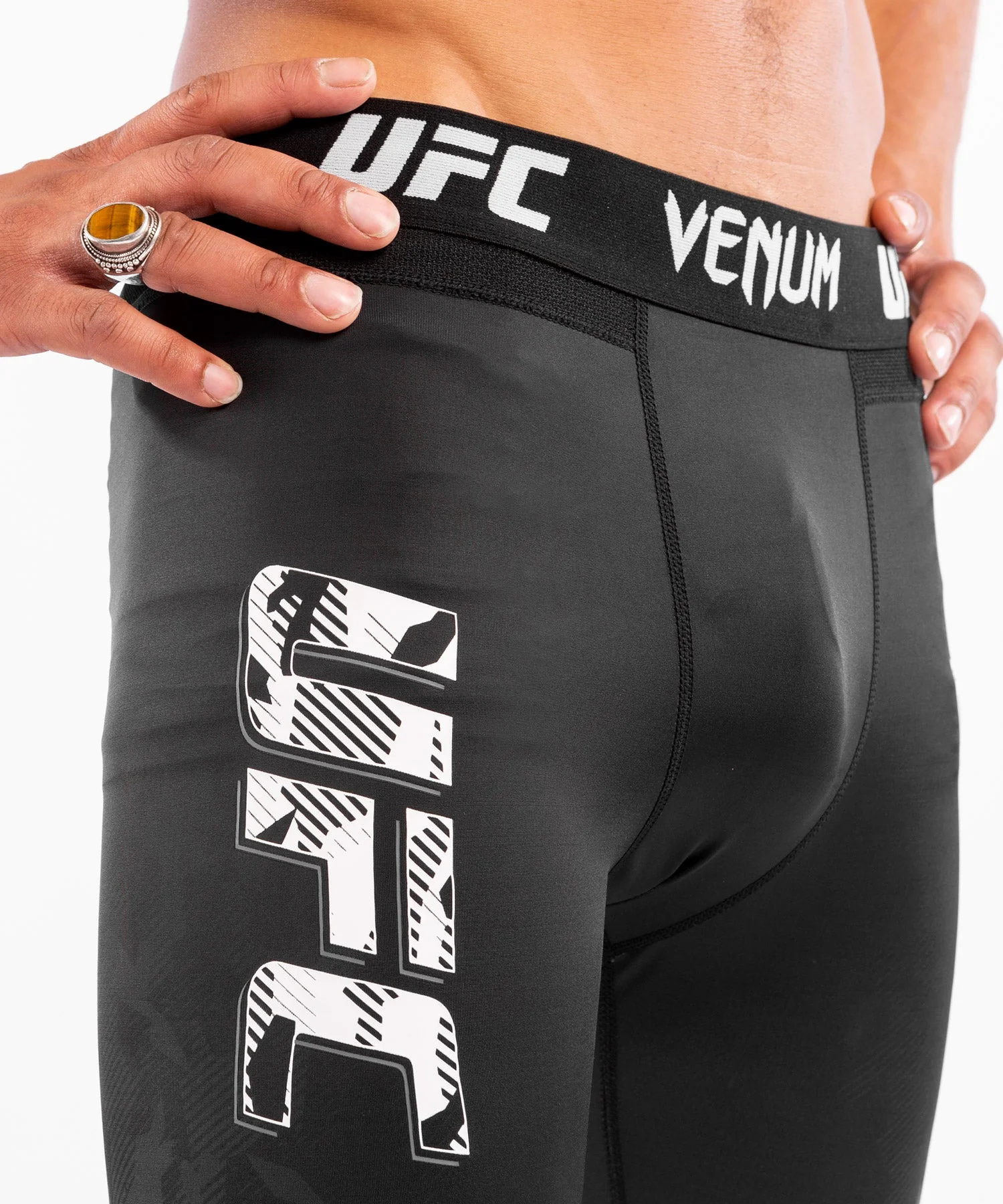 Pantalon de Compression Homme UFC Venum Authentic Fight Week - Noir - Image 6