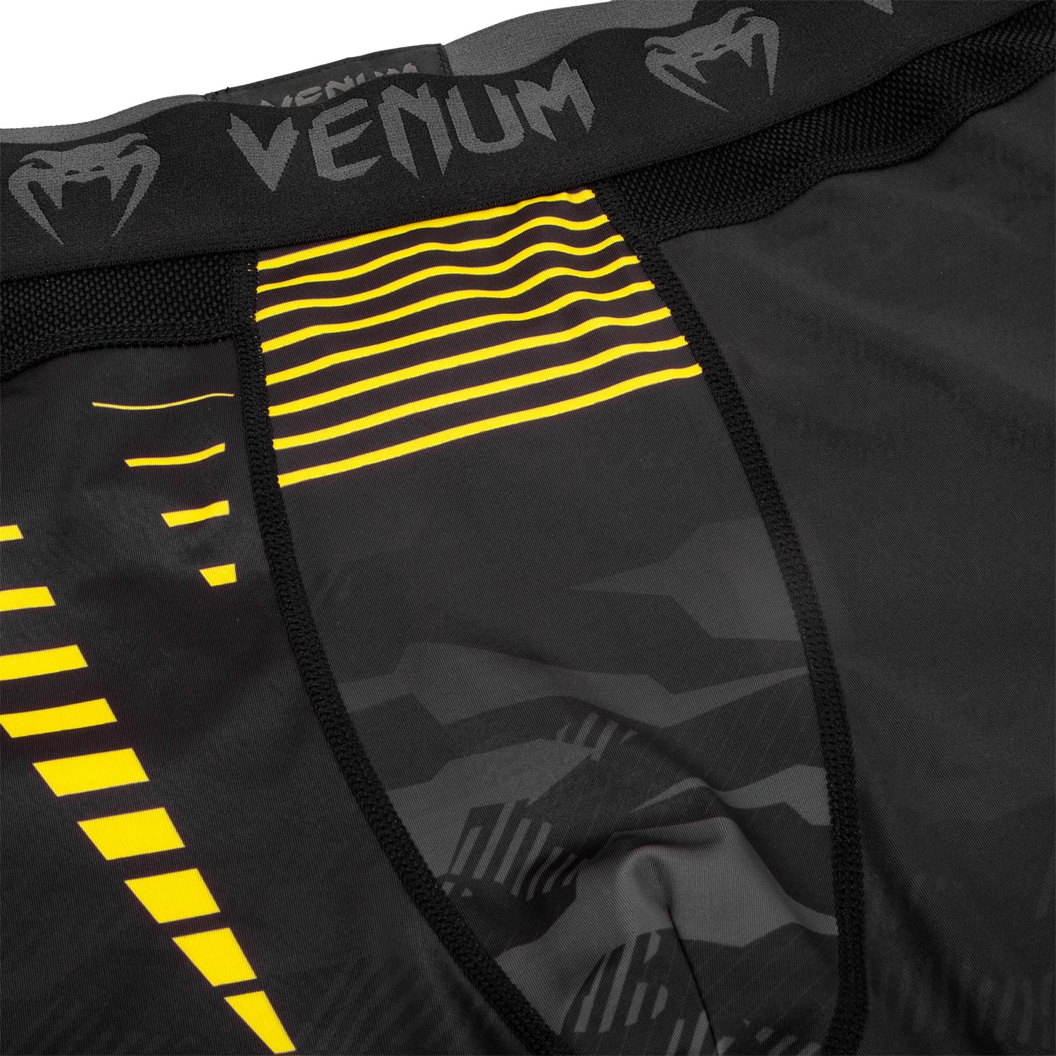 Pantalon de Compression Venum Okinawa 2.0 - Noir/Jaune - Image 5