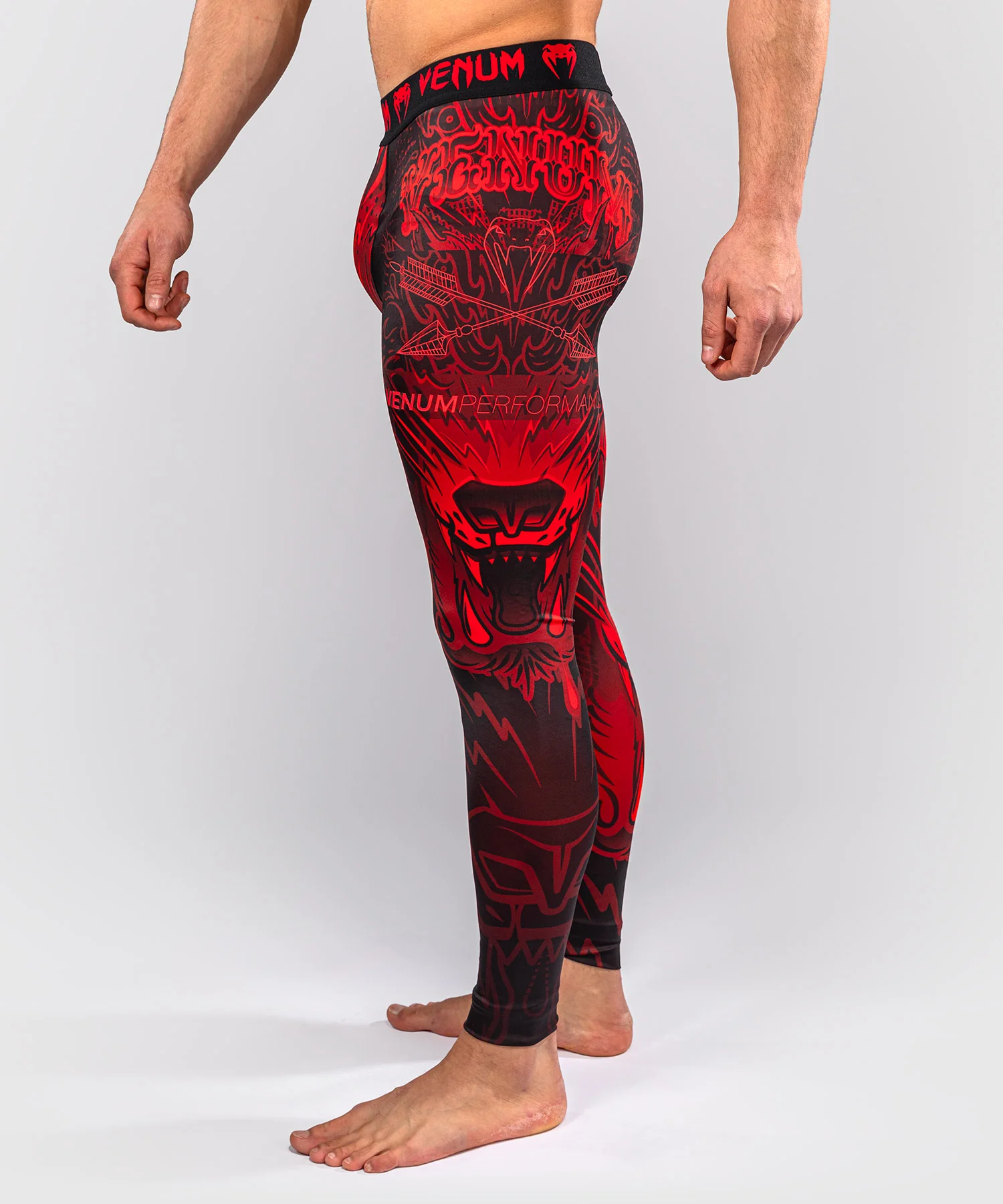 Pantalon de compression Venum Wolf Atak – Noir/Rouge - Image 2