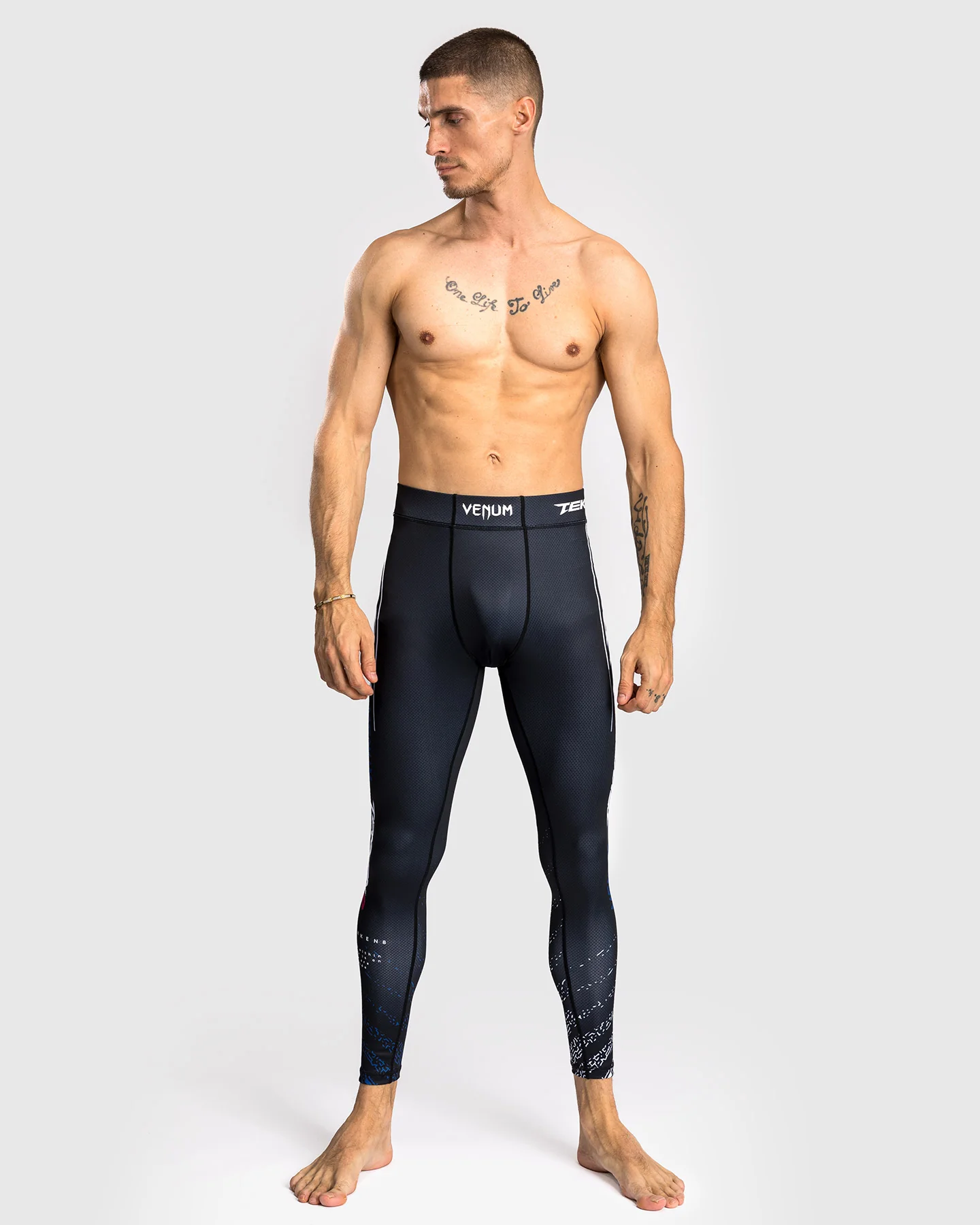 Pantalon de compression Venum x TEKKEN 8 - Jin Kazama - Bleu/Noir/Blanc - Image 8