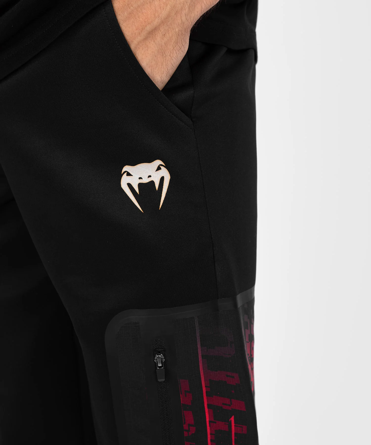 Pantalon de jogging UFC Venum Performance Institute 2.0 - Noir/Rouge - Image 4