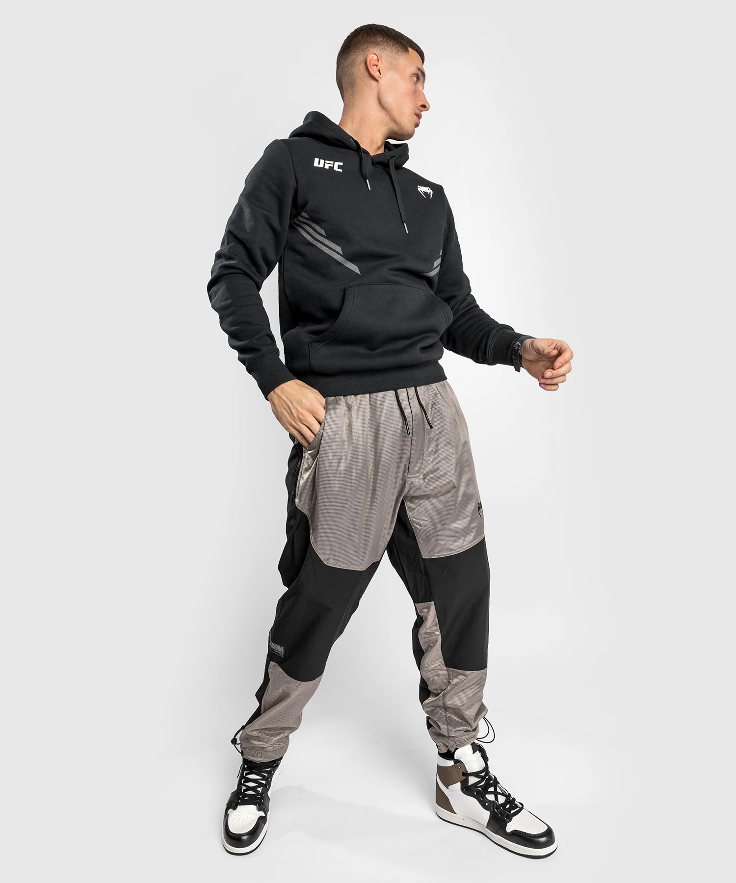 Pantalon de jogging Venum Laser XT - Oversize - Noir/Sable - Image 2