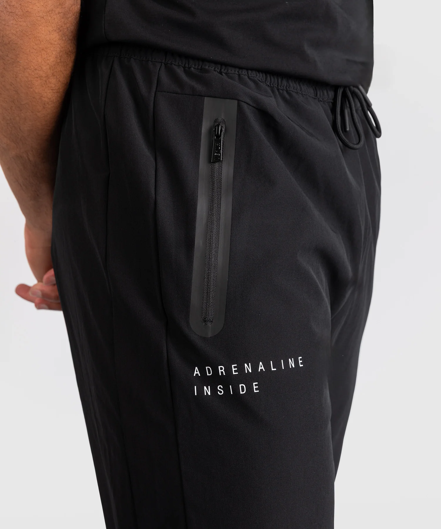 Pantalon de Survêtement Venum Adrenaline – Noir/Gris Argenté - Image 6
