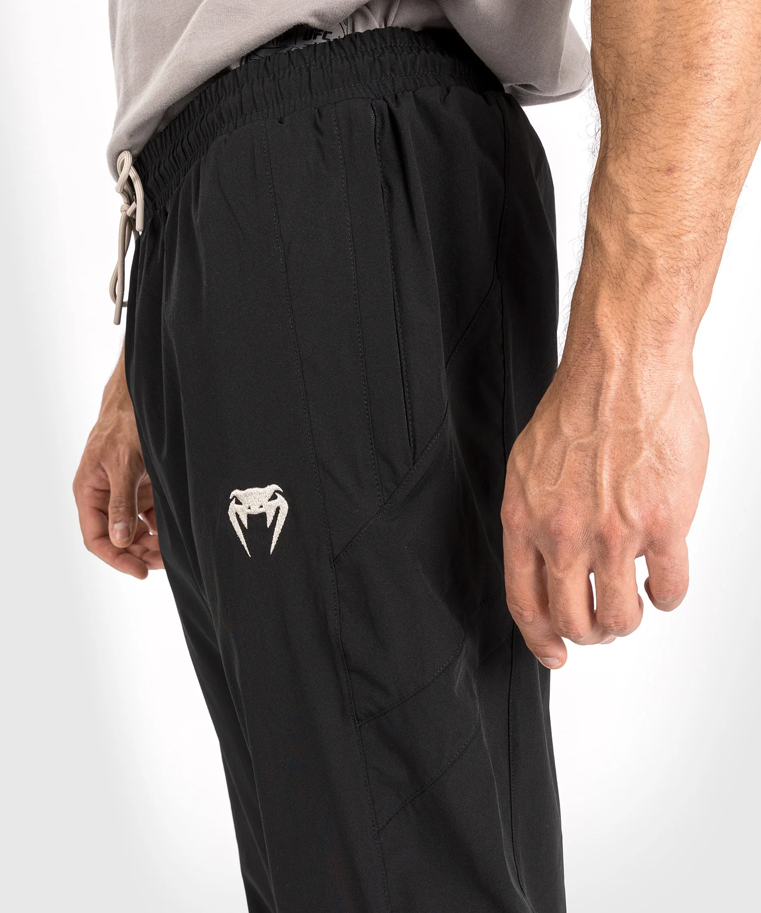 Pantalon de survêtement Venum Attack 90 - Noir/Blanc - Image 4