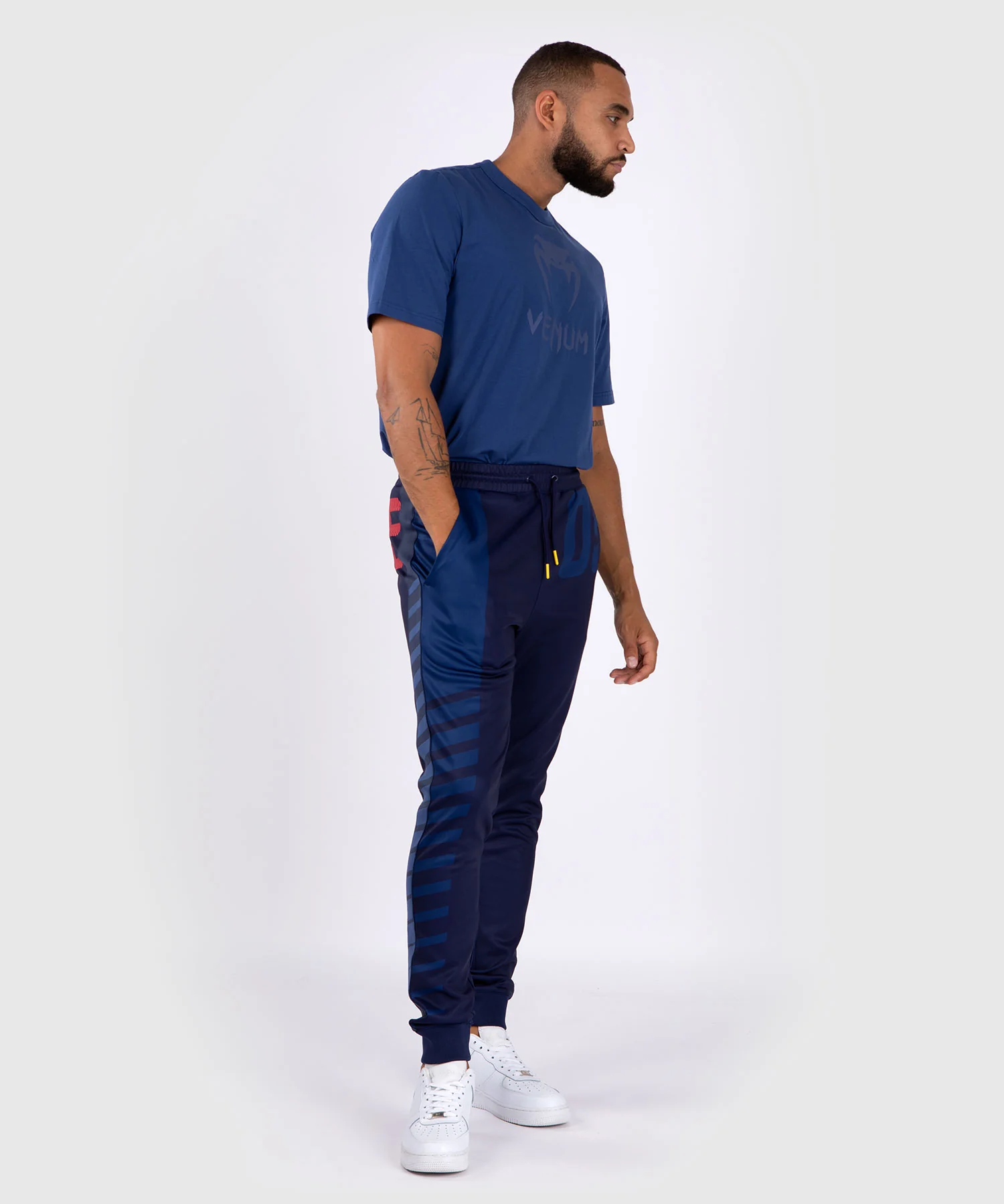 Pantalon de survêtement Venum Sport 05 - Bleu/Jaune - Image 5