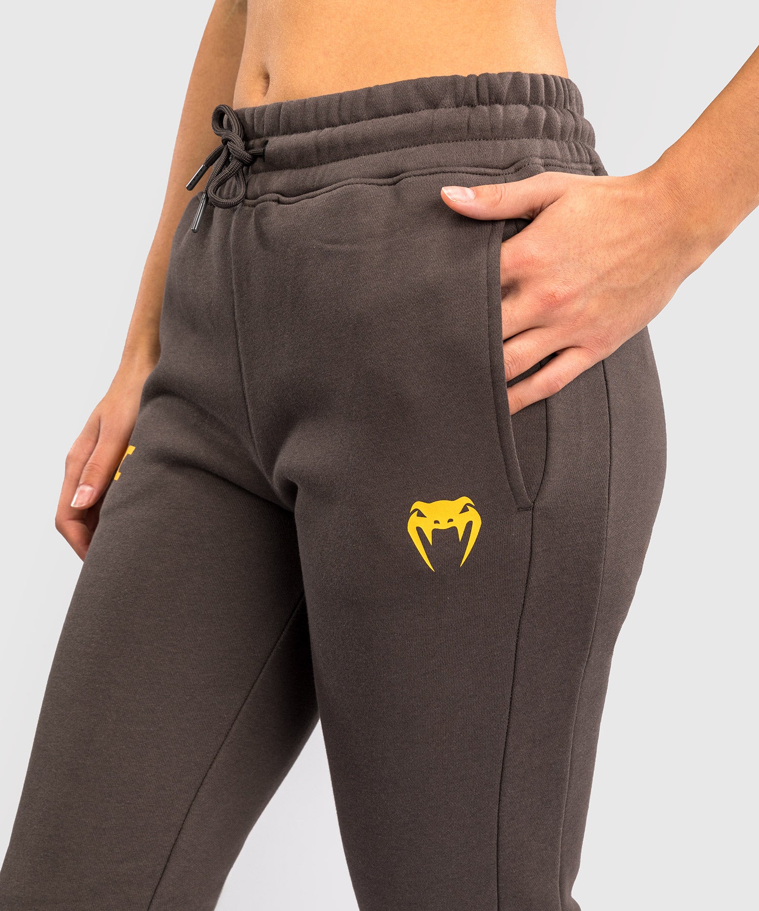 Pantalon en Coton pour Femmes UFC Fusion by Venum Fight Week - Marron Terrestre - Image 4