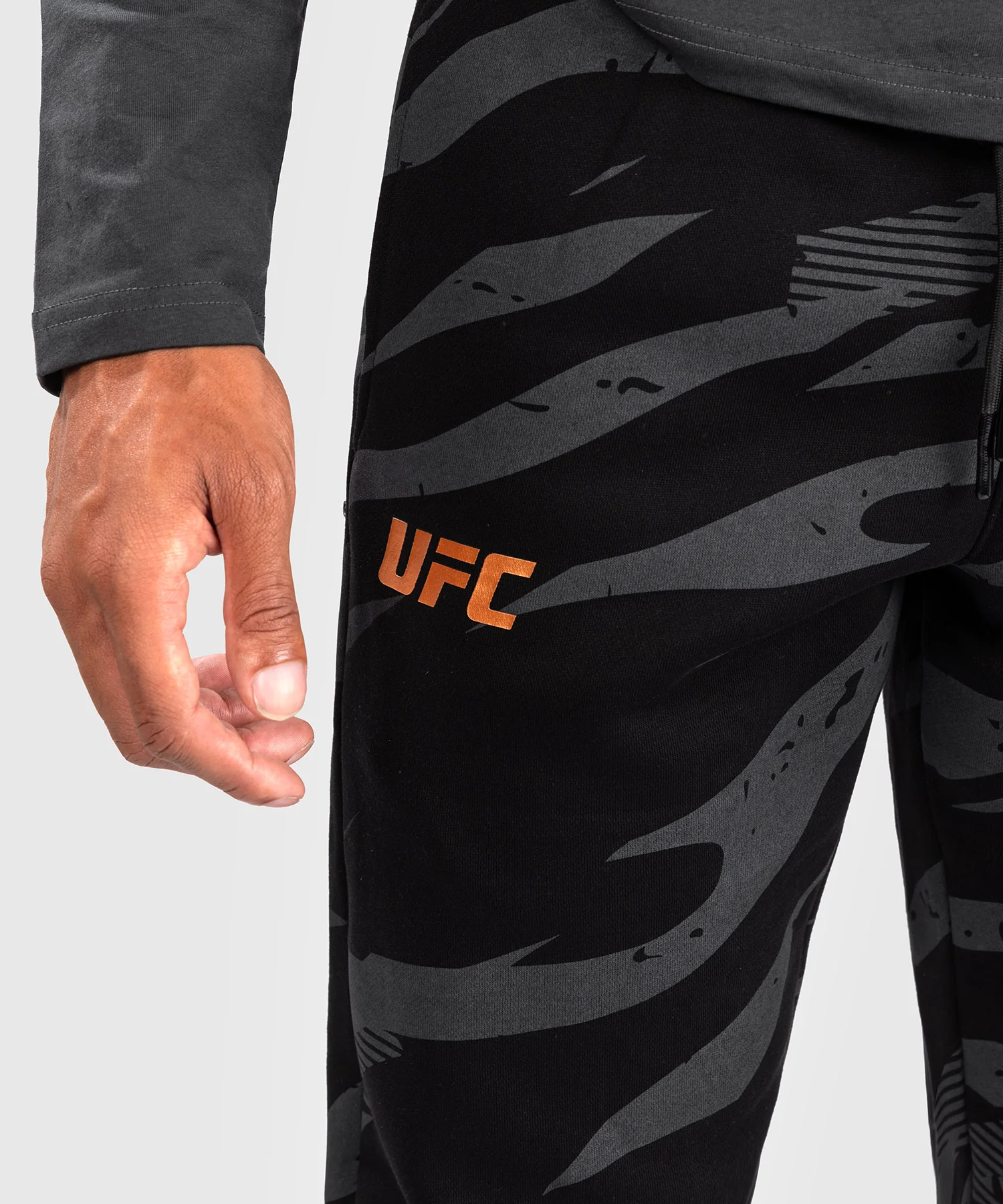 Pantalon pour Hommes UFC Adrenaline by Venum Fight Week - Urban Camo - Image 5
